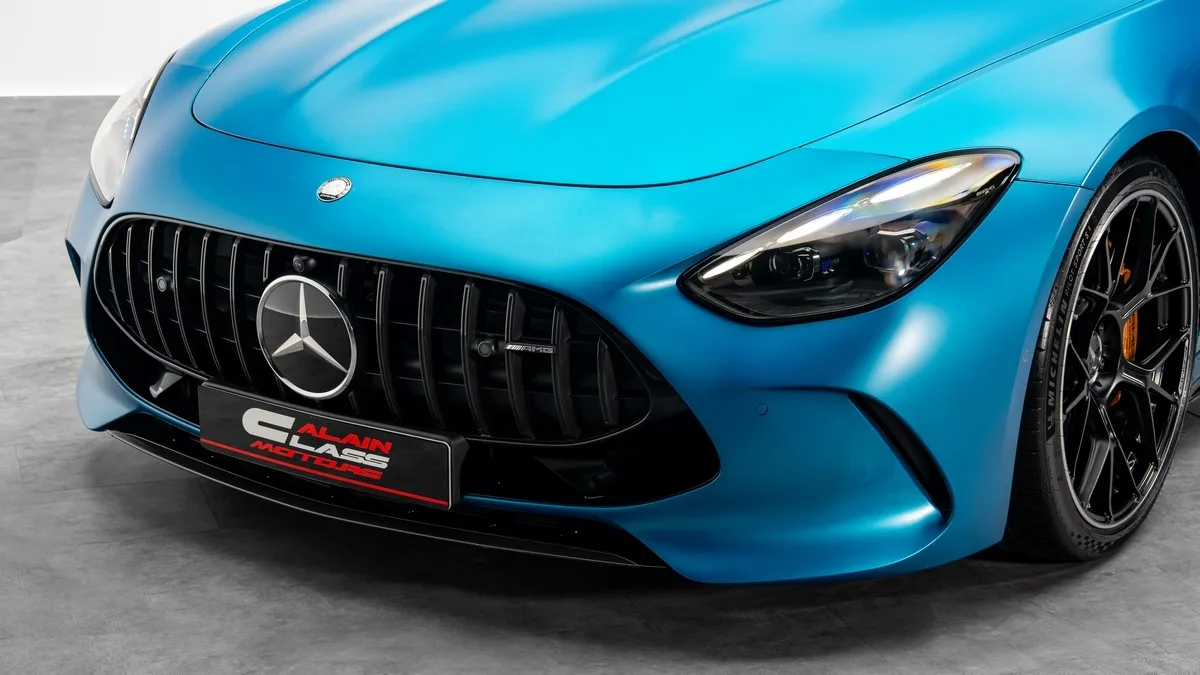2024 Mercedes-AMG GT 63 4MATIC+ proposée par un concessionnaire spécialisé à Dubai, Émirats arabes unis, photo 7 sur 25