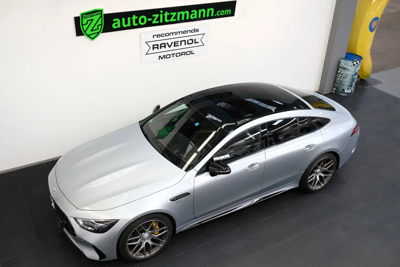 2024 Mercedes-AMG GT 63 S 4MATIC+ offered by a specialist dealer in Nuremberg, Germany, photo 9 of 15