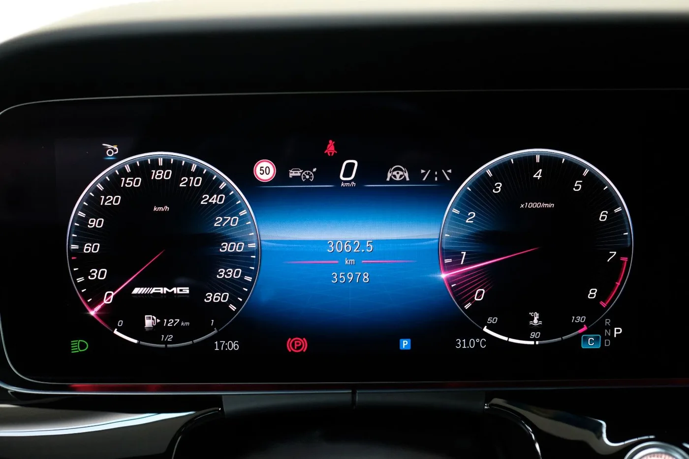 2024 Mercedes-AMG GT 63 S 4MATIC+ offered by a specialist dealer in Nuremberg, Germany, photo 15 of 15