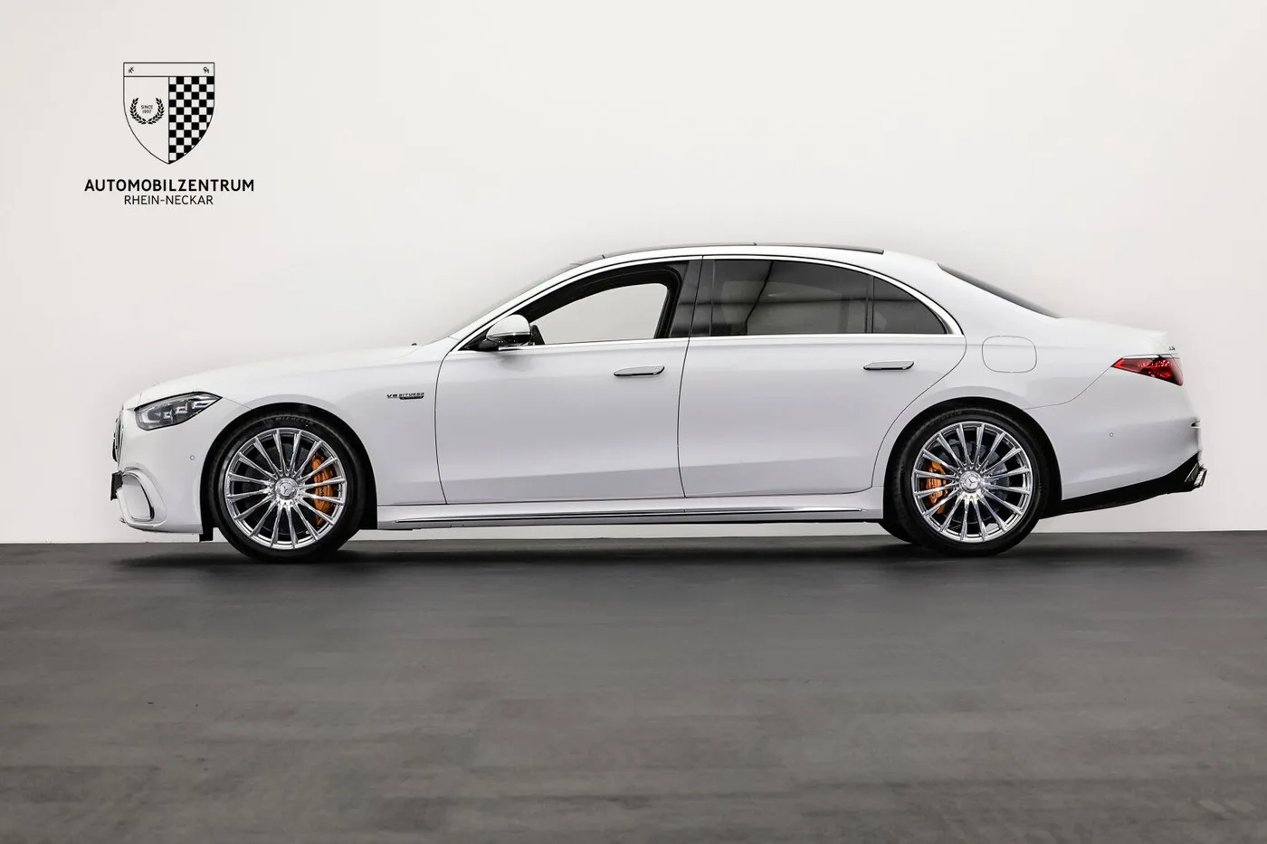 2024 Mercedes-AMG S 63 E Performance angeboten von einem Supersportwagenhändler in Viernheim, Deutschland, Foto 4 von 25
