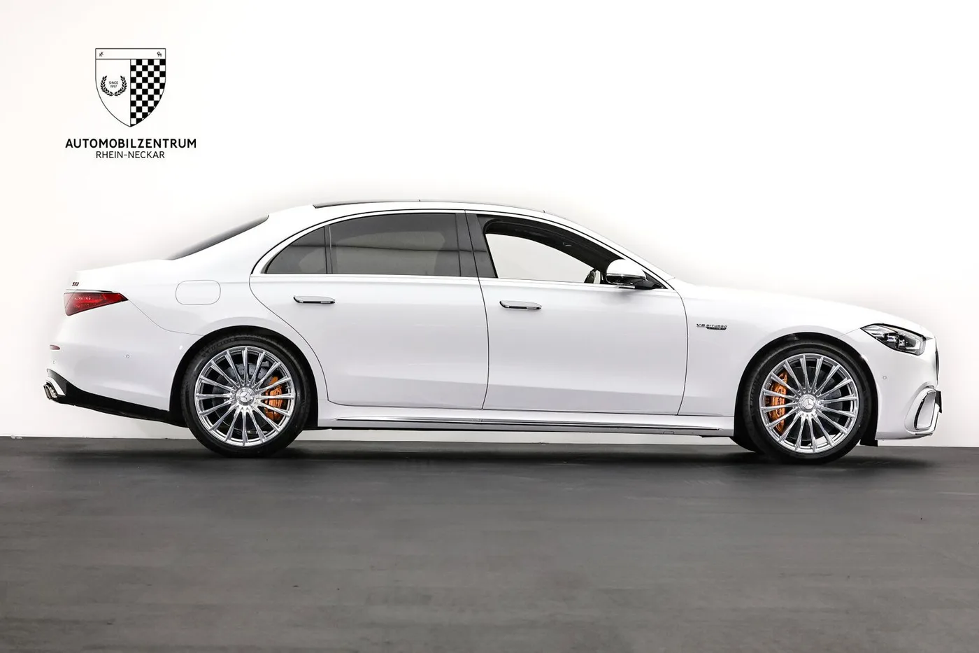 2024 Mercedes-AMG S 63 E Performance angeboten von einem Supersportwagenhändler in Viernheim, Deutschland, Foto 8 von 25