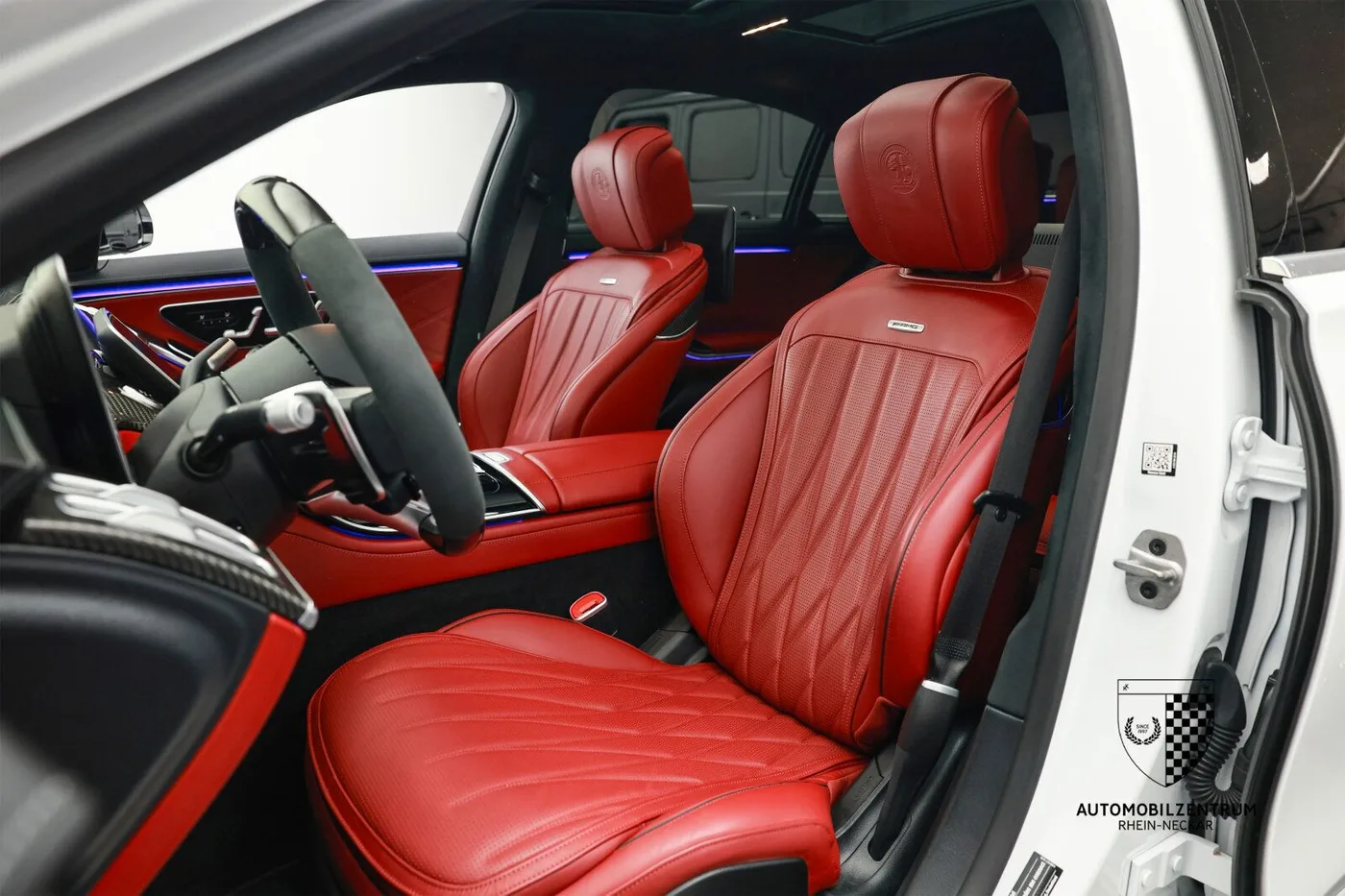 2024 Mercedes-AMG S 63 E Performance angeboten von einem Supersportwagenhändler in Viernheim, Deutschland, Foto 20 von 25