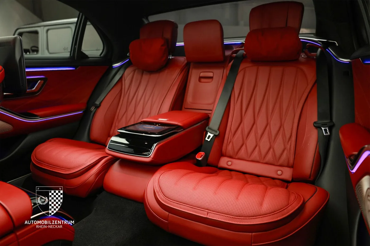 2024 Mercedes-AMG S 63 E Performance angeboten von einem Supersportwagenhändler in Viernheim, Deutschland, Foto 23 von 25