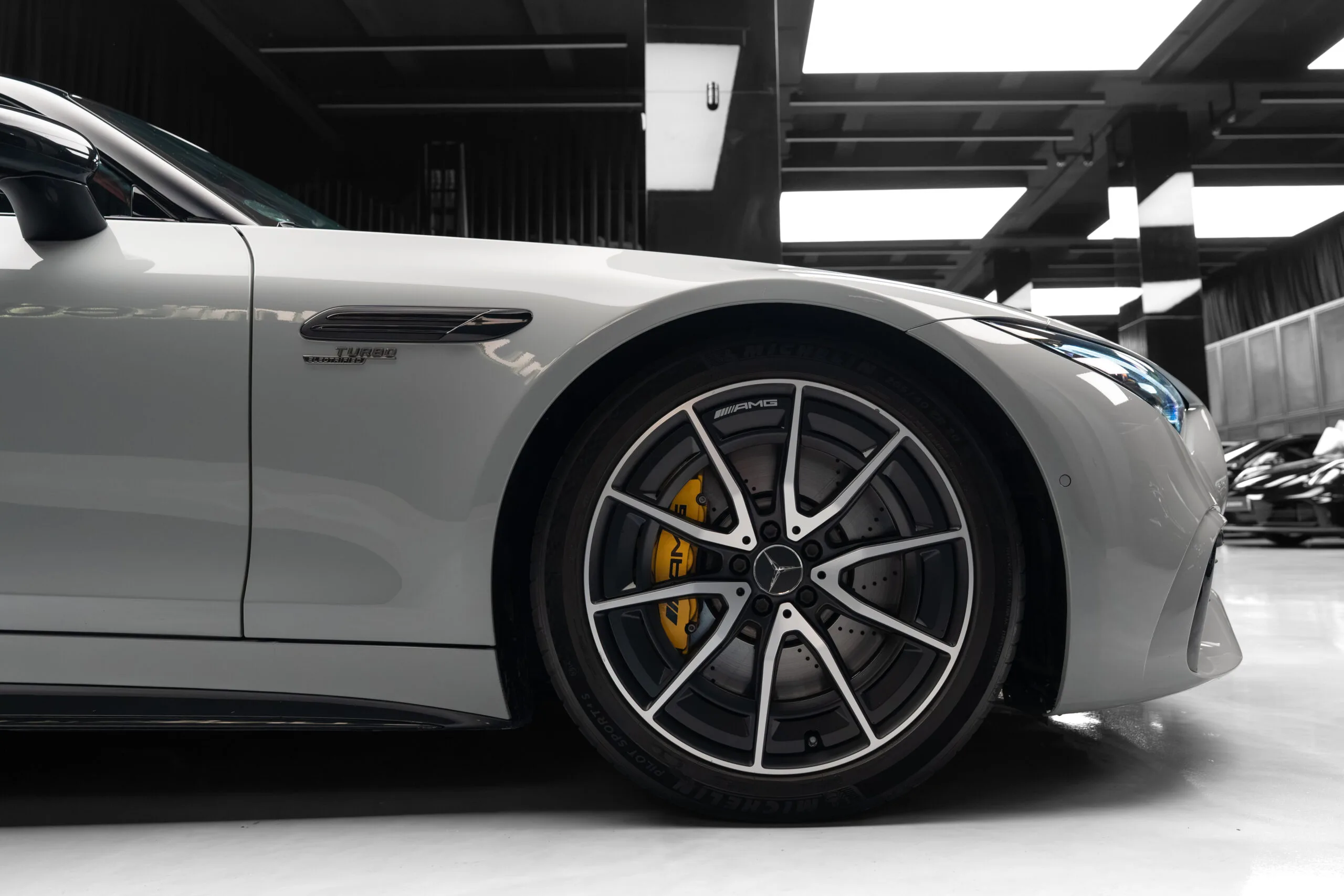 2024 Mercedes-AMG SL 43, 5/30