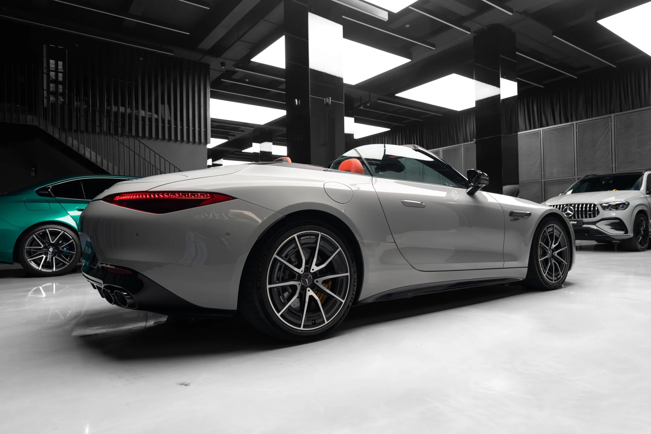 2024 Mercedes-AMG SL 43, 10/30
