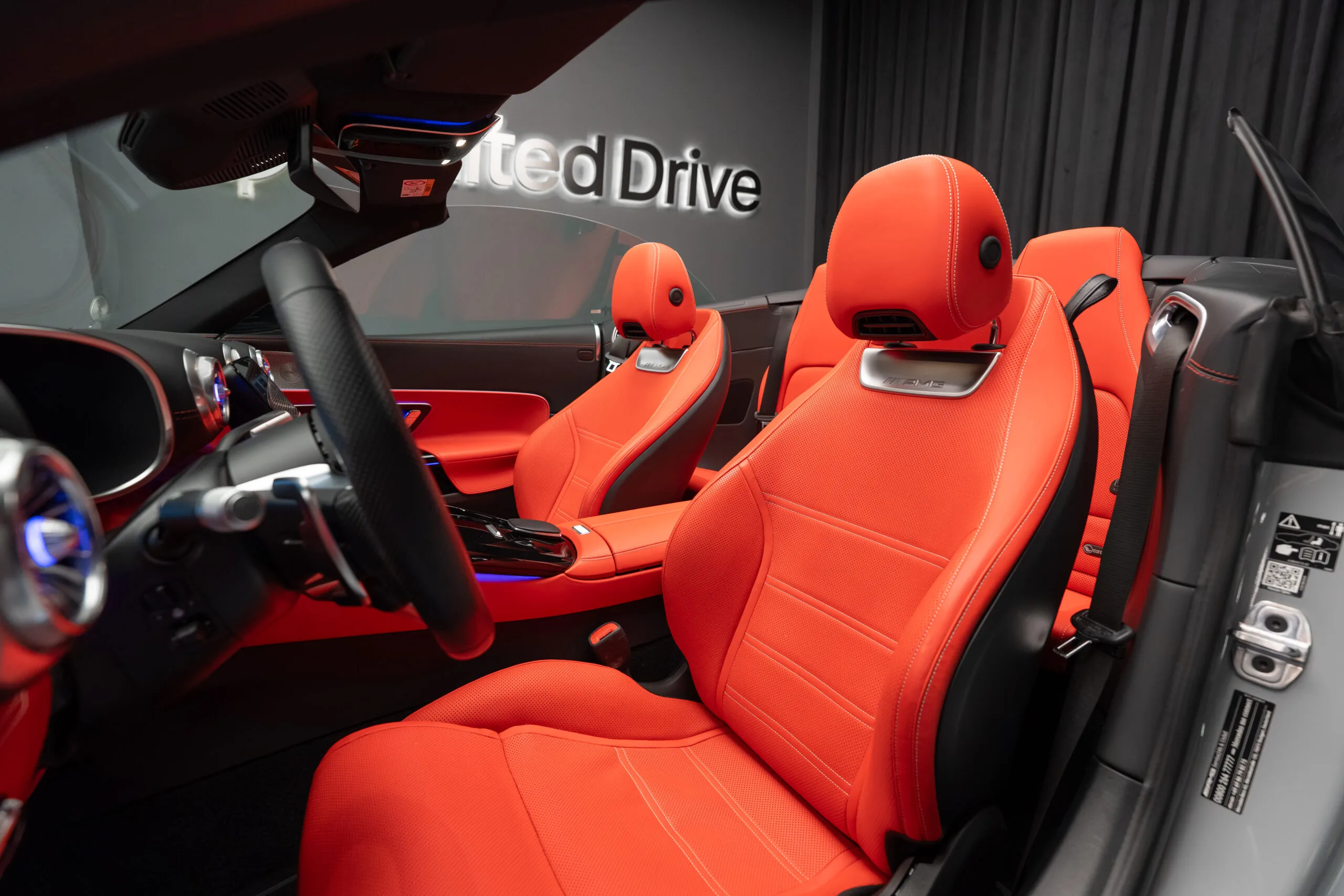 2024 Mercedes-AMG SL 43, 30/30