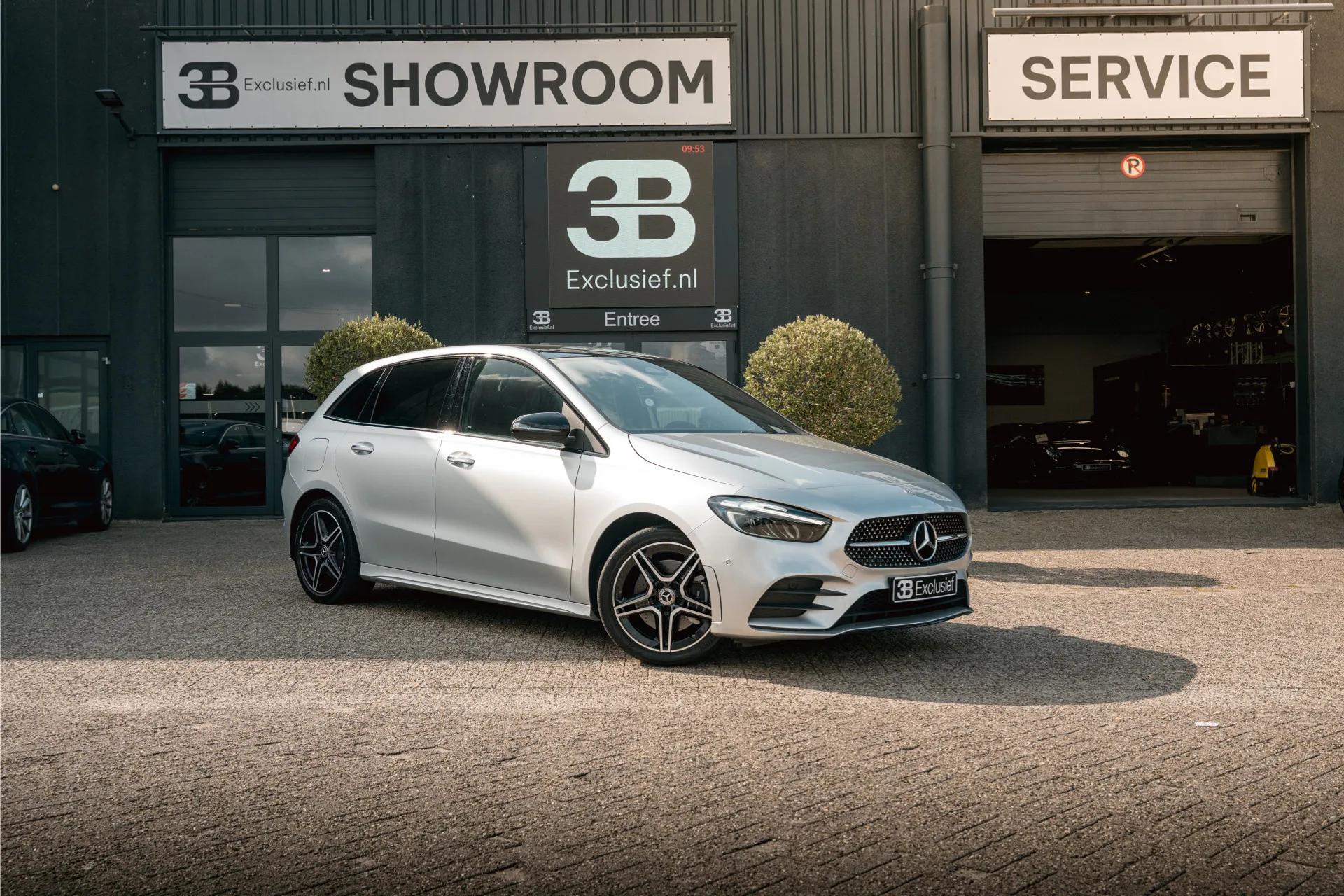 2024 Mercedes-Benz B 250 e AMG Line, 2/25