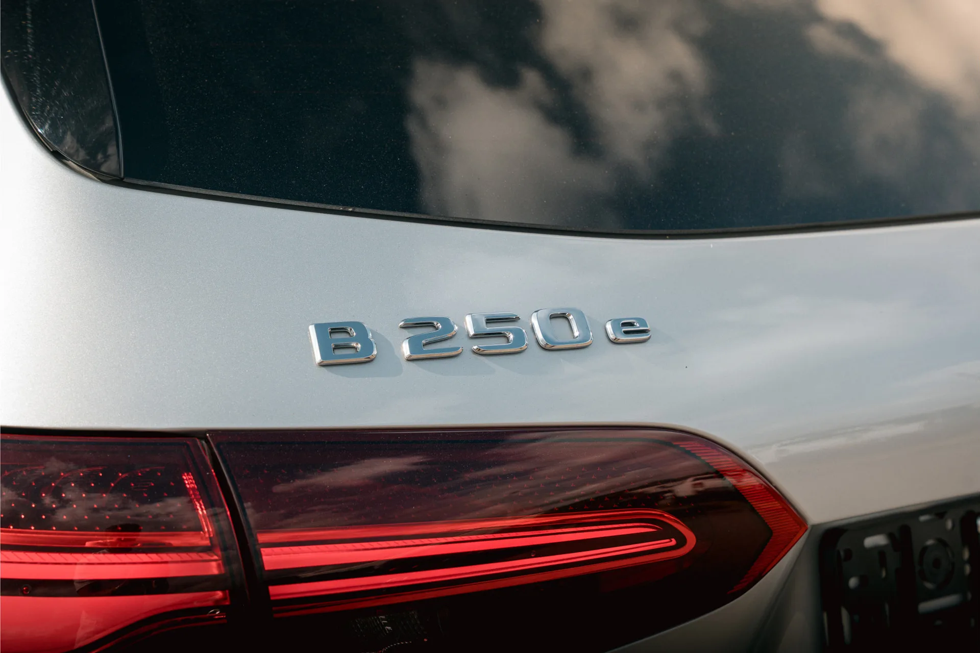2024 Mercedes-Benz B 250 e AMG Line, 19/25
