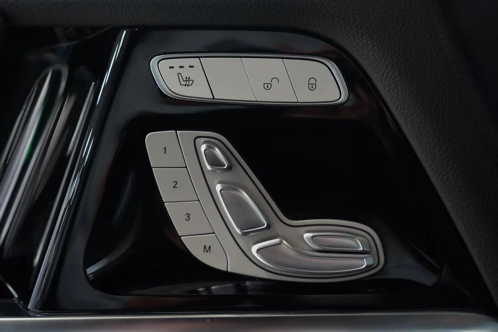2024 Mercedes-Benz G 450 d Exclusive Line, 16/30