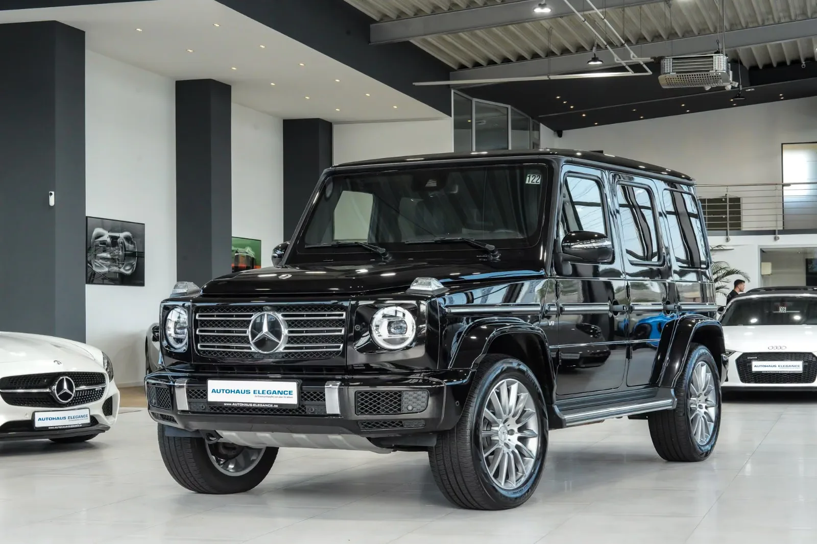 2024 Mercedes-Benz G 500 AMG Line angeboten von einem Fachhändler in Köln, Deutschland, Hauptfoto
