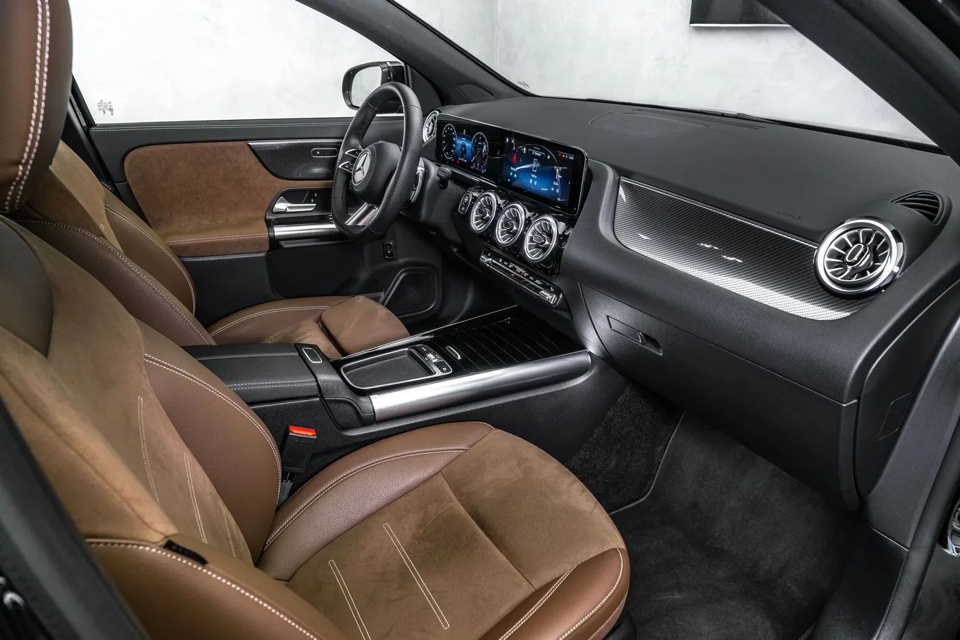 2024 Mercedes-Benz GLA 200 d 4MATIC angeboten von einem Fachhändler in Ostrava, Tschechien, Foto 11 von 22