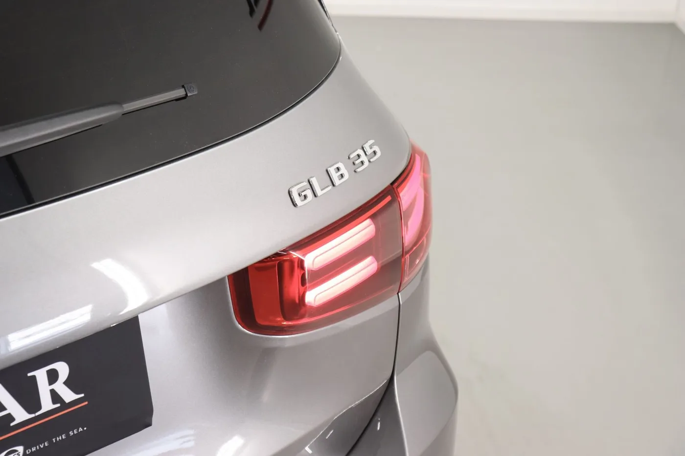 2024 Mercedes-AMG GLB 35 4MATIC, AMG Line offered by a supercar dealer in Zibido San Giacomo, Italy, photo 22 of 22