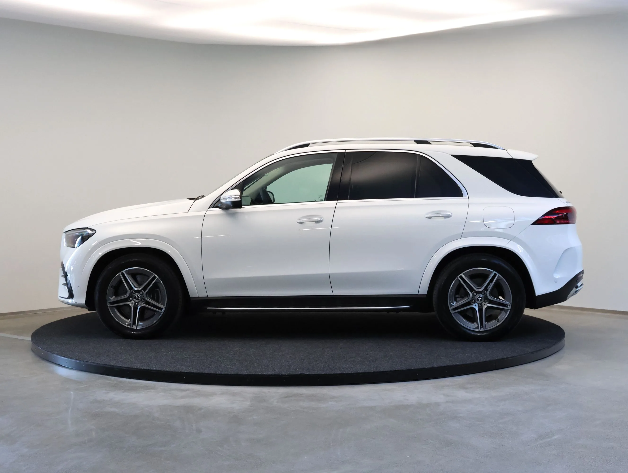 2024 Mercedes-Benz GLE 350 de 4MATIC, AMG Line, 5/26