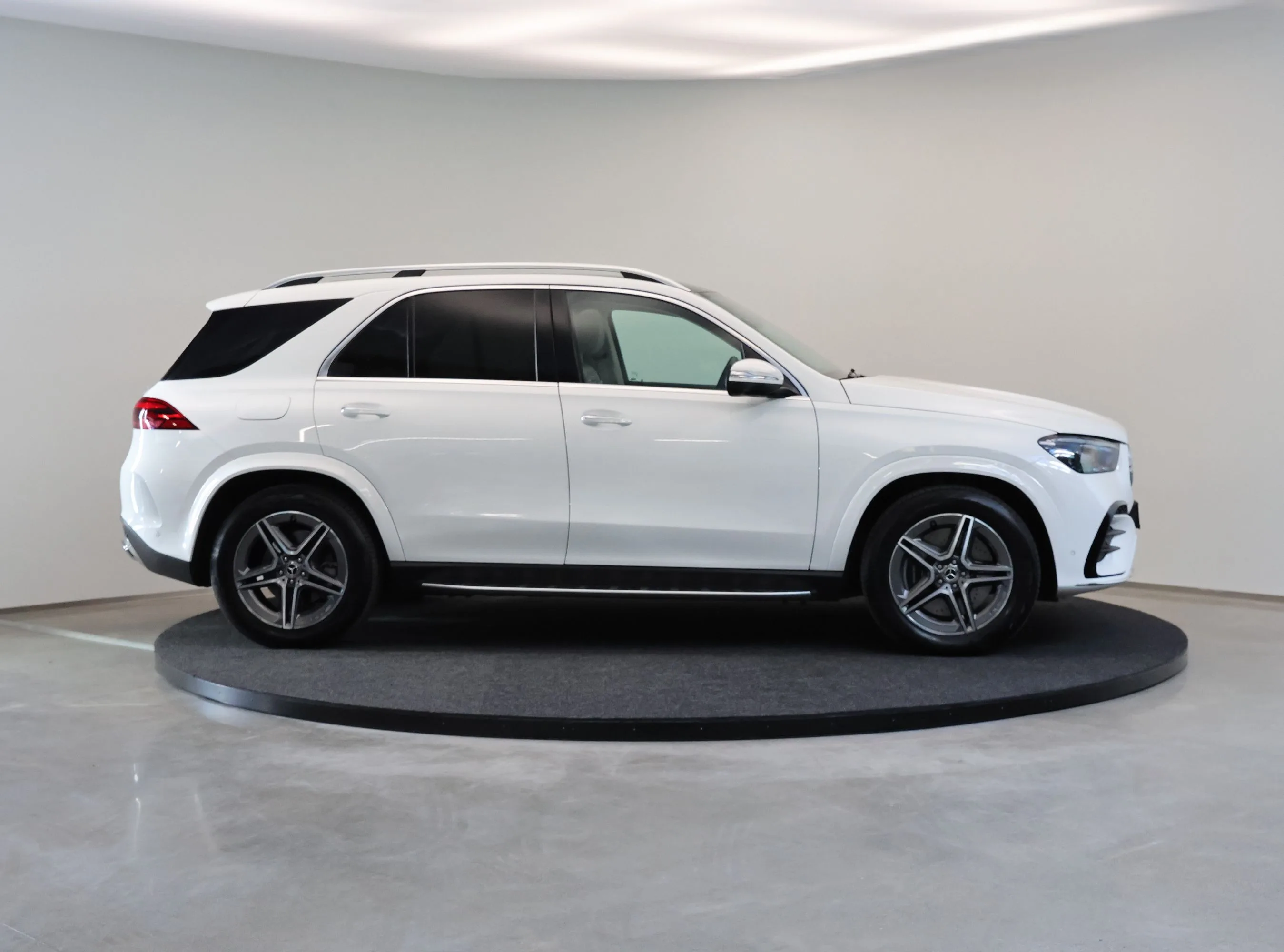 2024 Mercedes-Benz GLE 350 de 4MATIC, AMG Line, 6/26