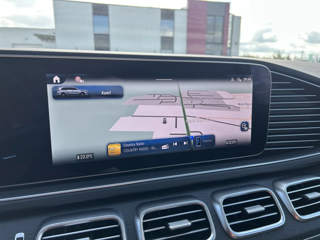 2024 Mercedes-Benz GLS 450 d 4MATIC, AMG Line proposée par un concessionnaire spécialisé à Písek, Tchéquie, photo 23 sur 39