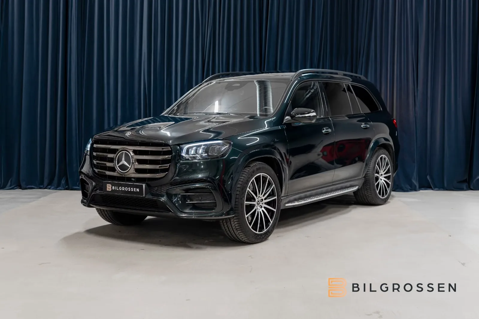 2024 Mercedes-Benz GLS 450 d 4MATIC, AMG Line angeboten von einem Fachhändler in Täby, Schweden, Hauptfoto