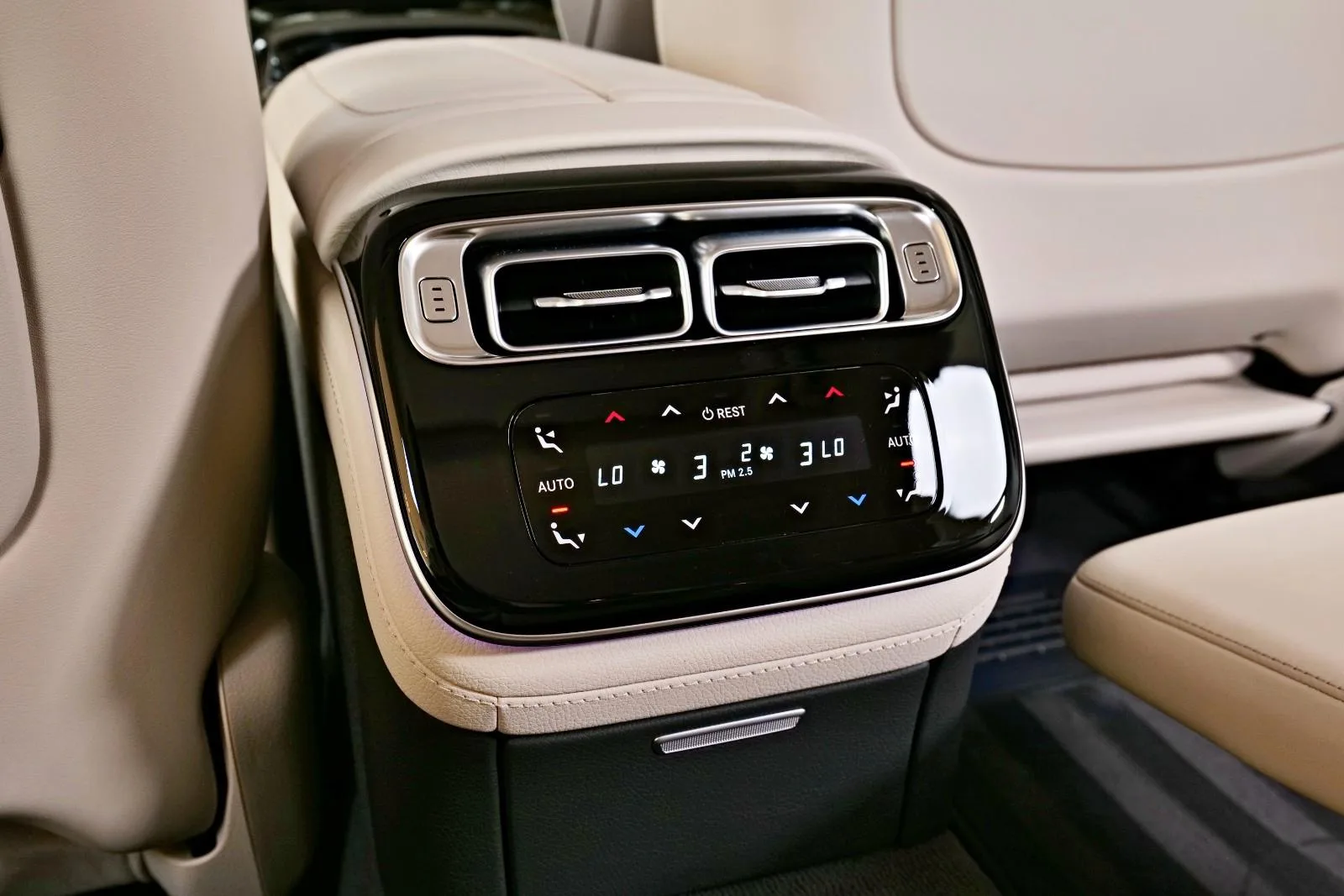 2024 Mercedes-Benz S 450 d 4MATIC Long, AMG Line, 21/25