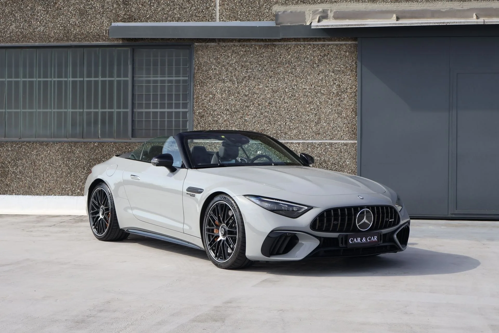 2024 Mercedes-Benz Sl 63 Amg angeboten von einem Fachhändler in Zibido San Giacomo, Italien, Hauptfoto