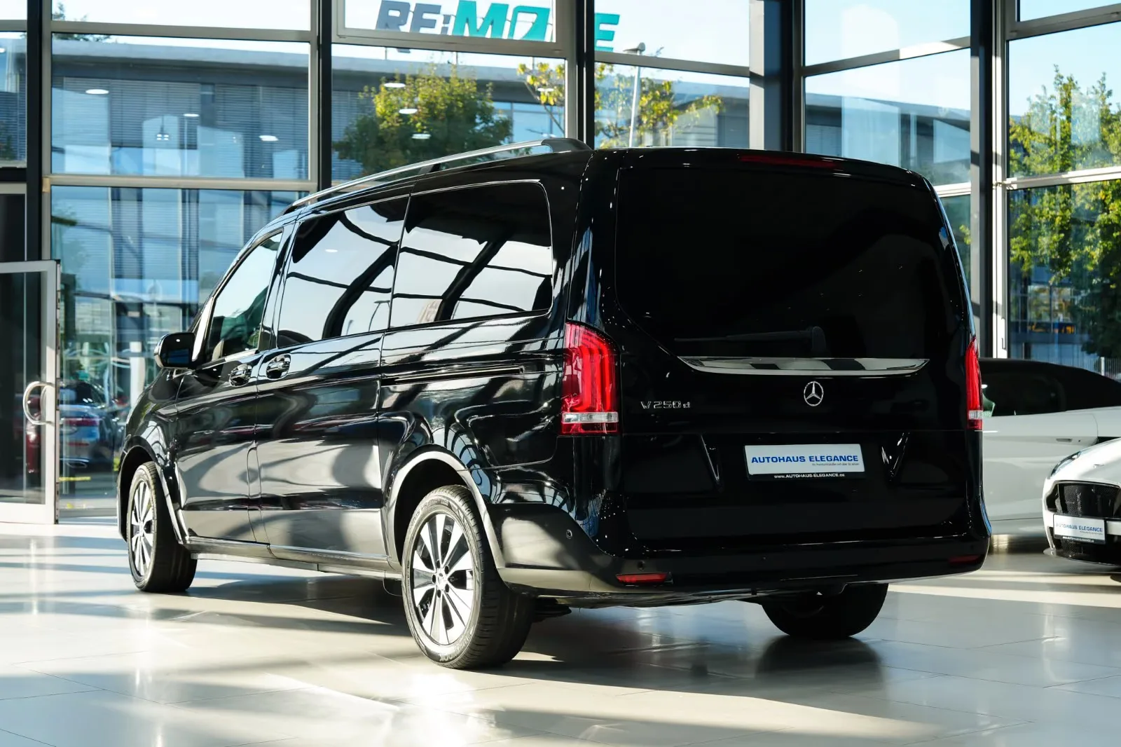 2024 Mercedes-Benz V 250 d Avantgarde, Long, 6/30
