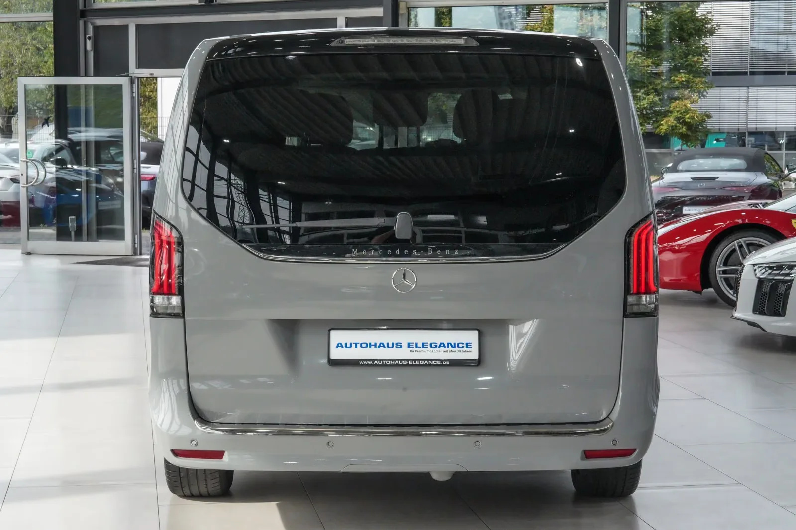 2024 Mercedes-Benz V 250 d Avantgarde, Extra-long, 5/30