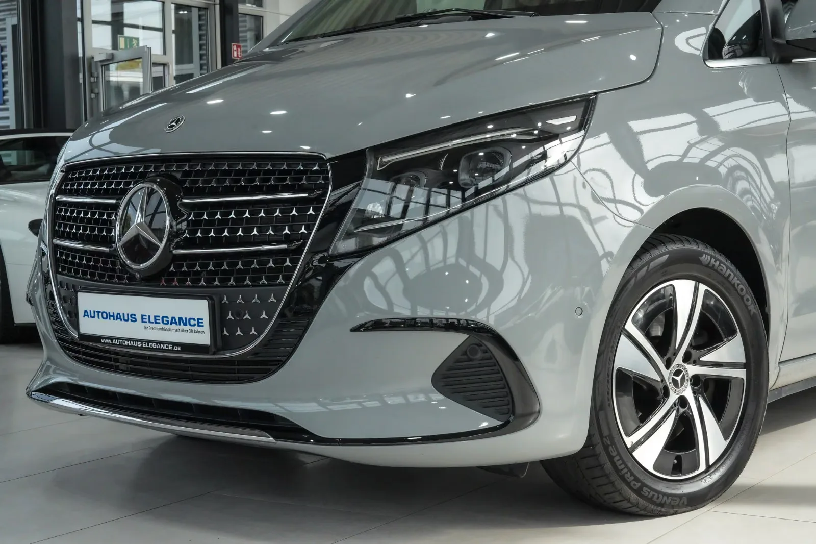 2024 Mercedes-Benz V 250 d Avantgarde, Extra-long, 9/30