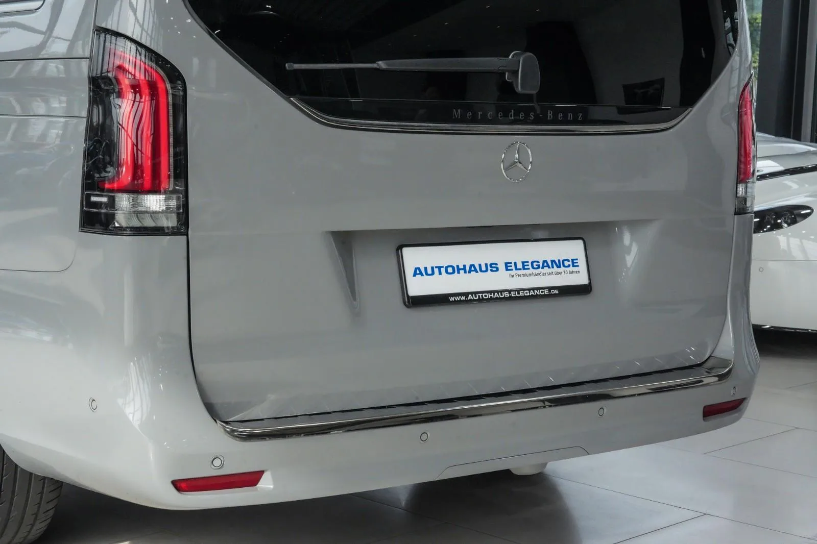 2024 Mercedes-Benz V 250 d Avantgarde, Extra-long, 10/30
