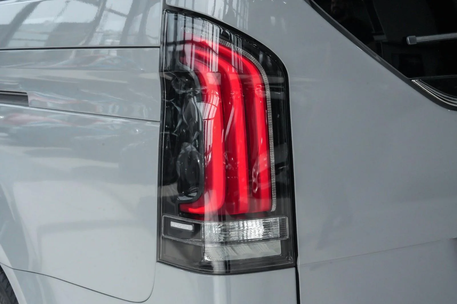 2024 Mercedes-Benz V 250 d Avantgarde, Extra-long, 12/30