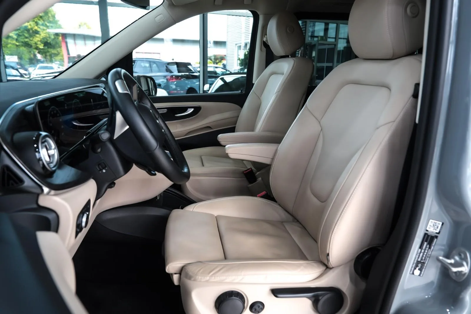 2024 Mercedes-Benz V 250 d Avantgarde, Extra-long, 15/30