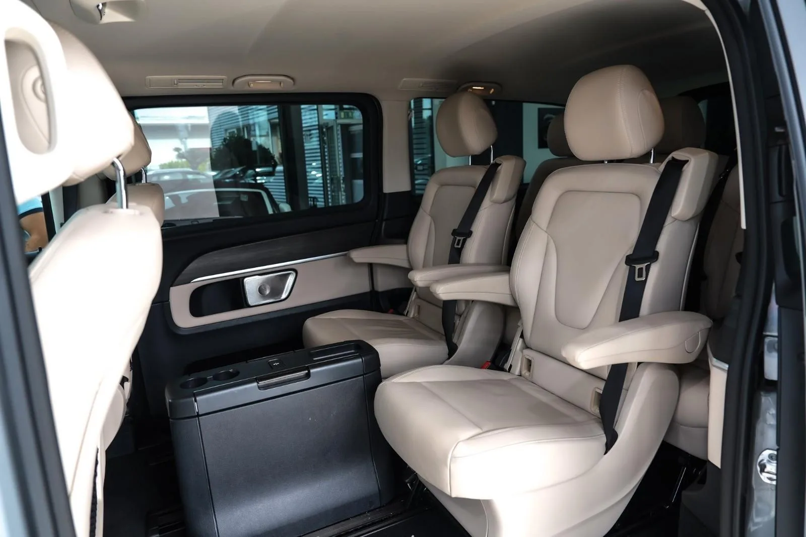 2024 Mercedes-Benz V 250 d Avantgarde, Extra-long, 16/30