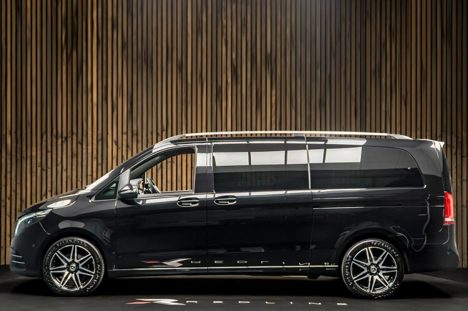 2024 Mercedes-Benz V 300 d AMG Line, 6/30
