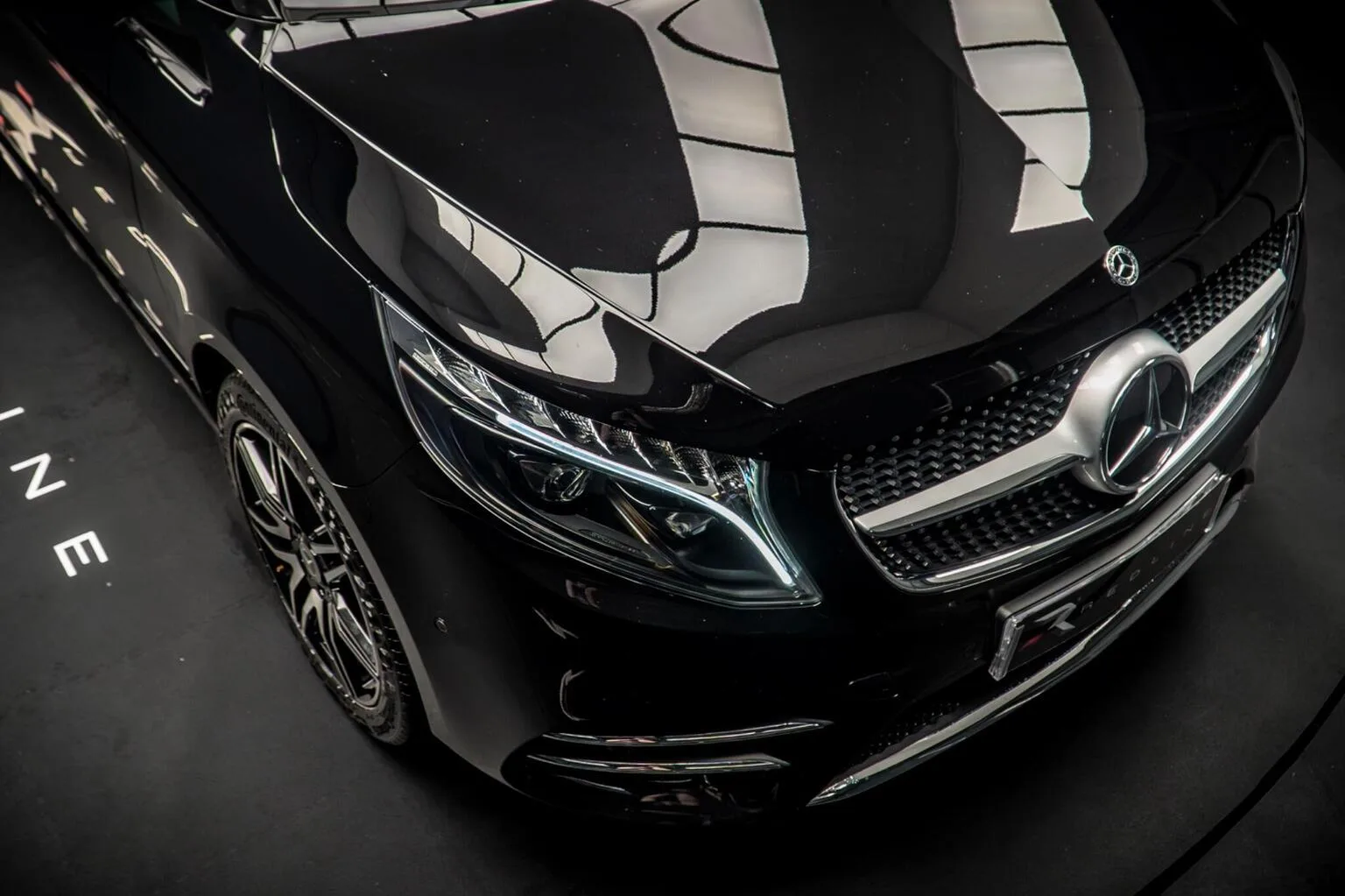 2024 Mercedes-Benz V 300 d AMG Line, 9/30