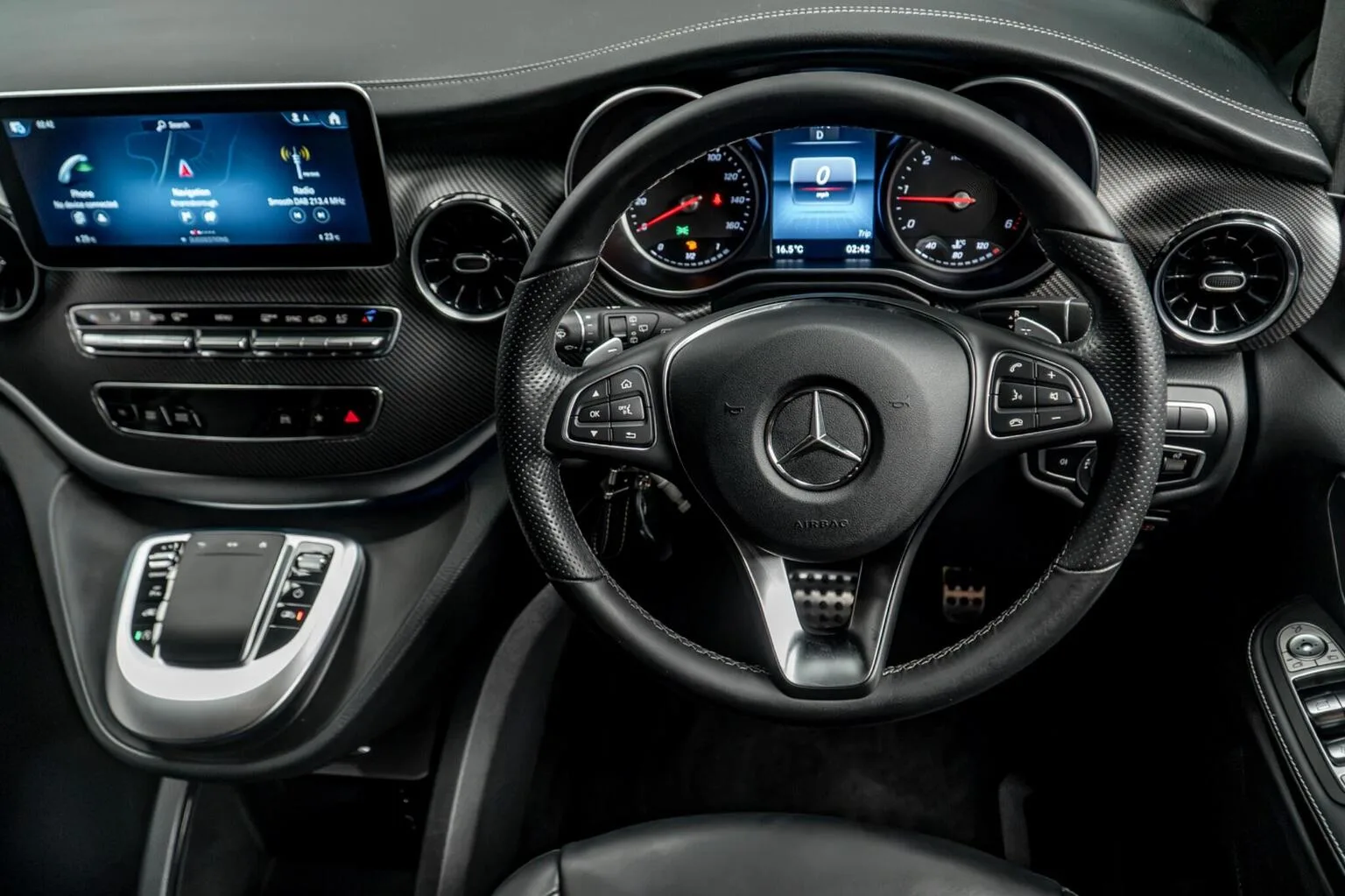 2024 Mercedes-Benz V 300 d AMG Line, 22/30