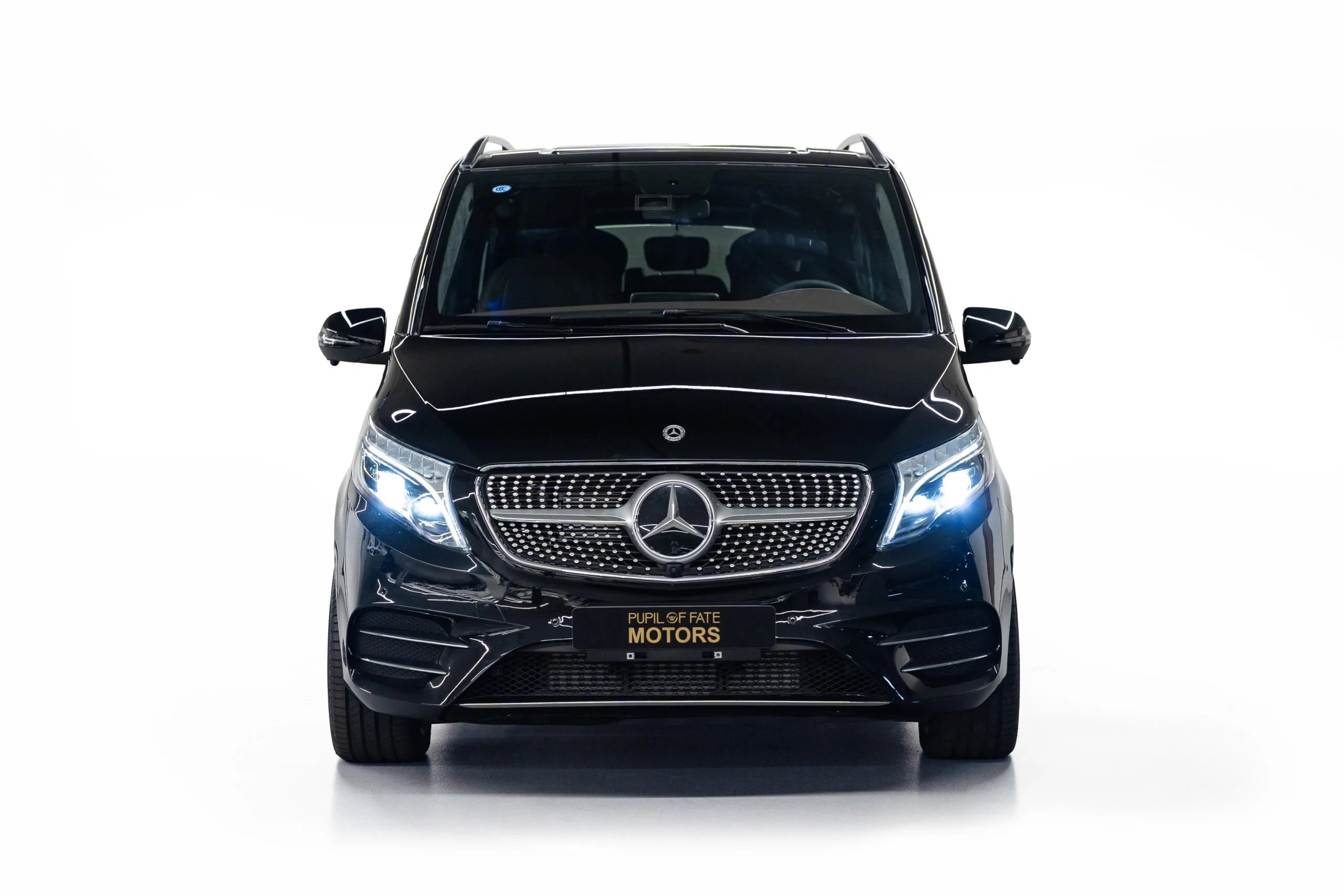 2024 Mercedes-Benz V-Class Long, 2/24