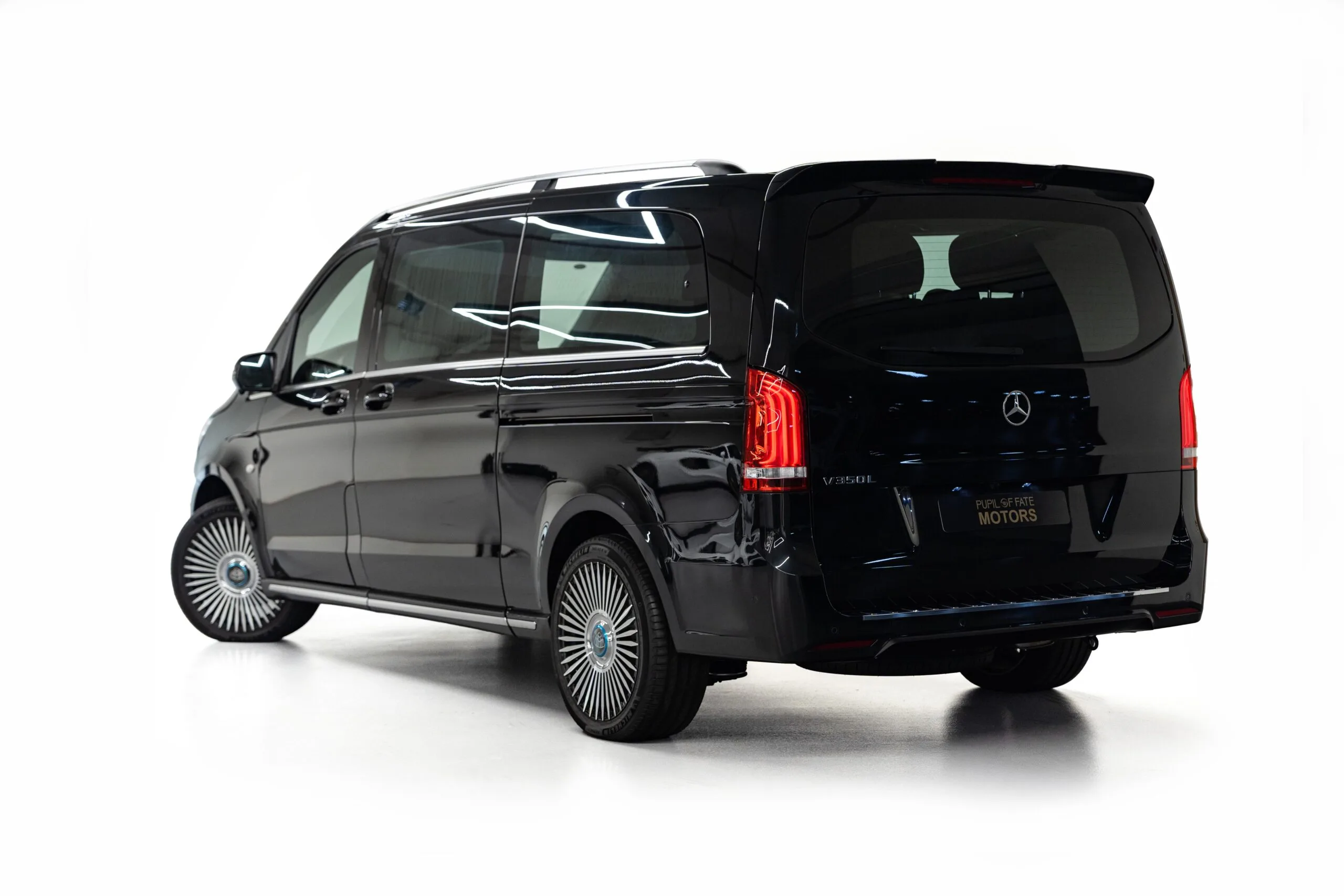 2024 Mercedes-Benz V-Class Long, 5/24