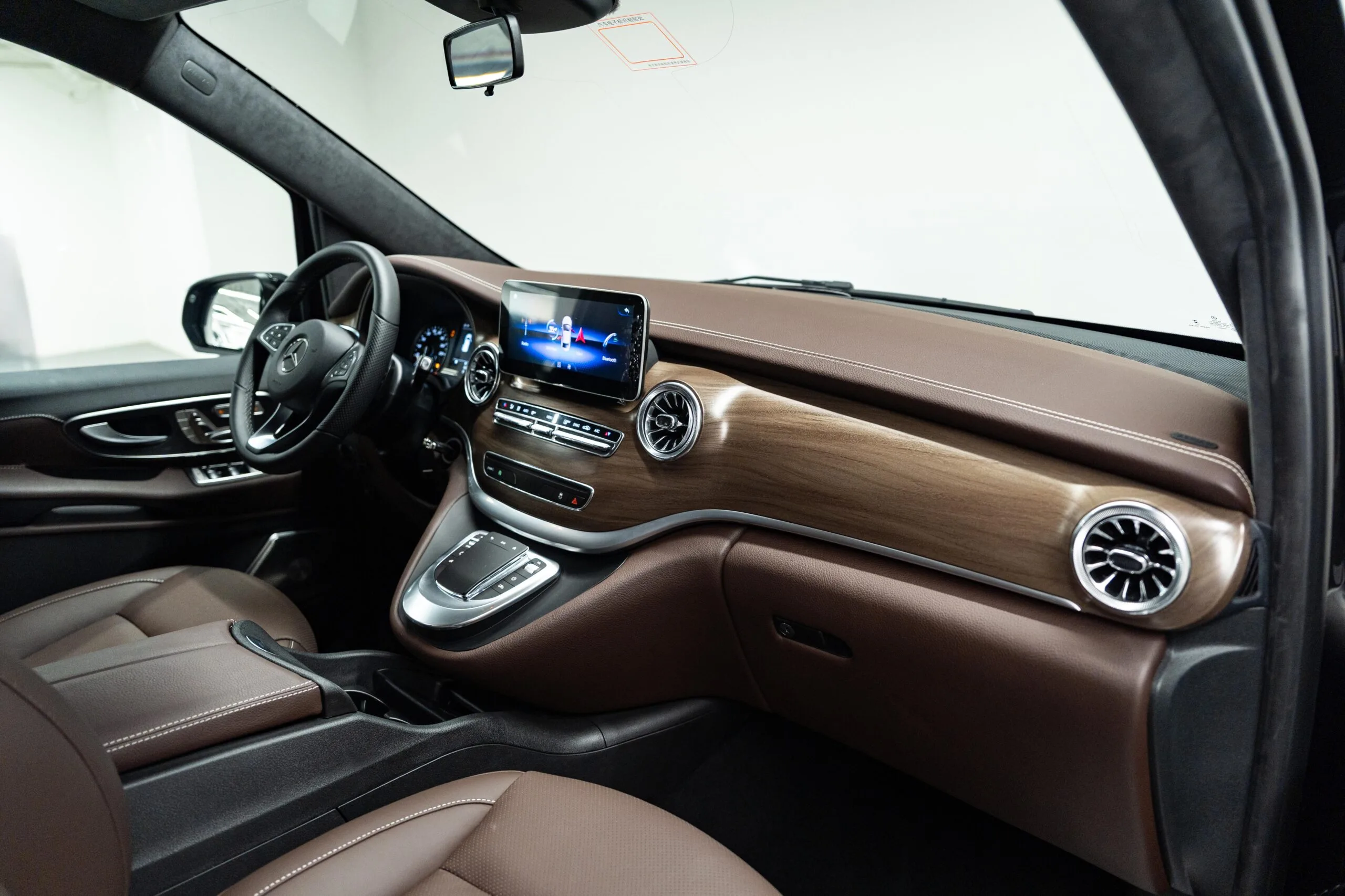 2024 Mercedes-Benz V-Class Long, 13/24