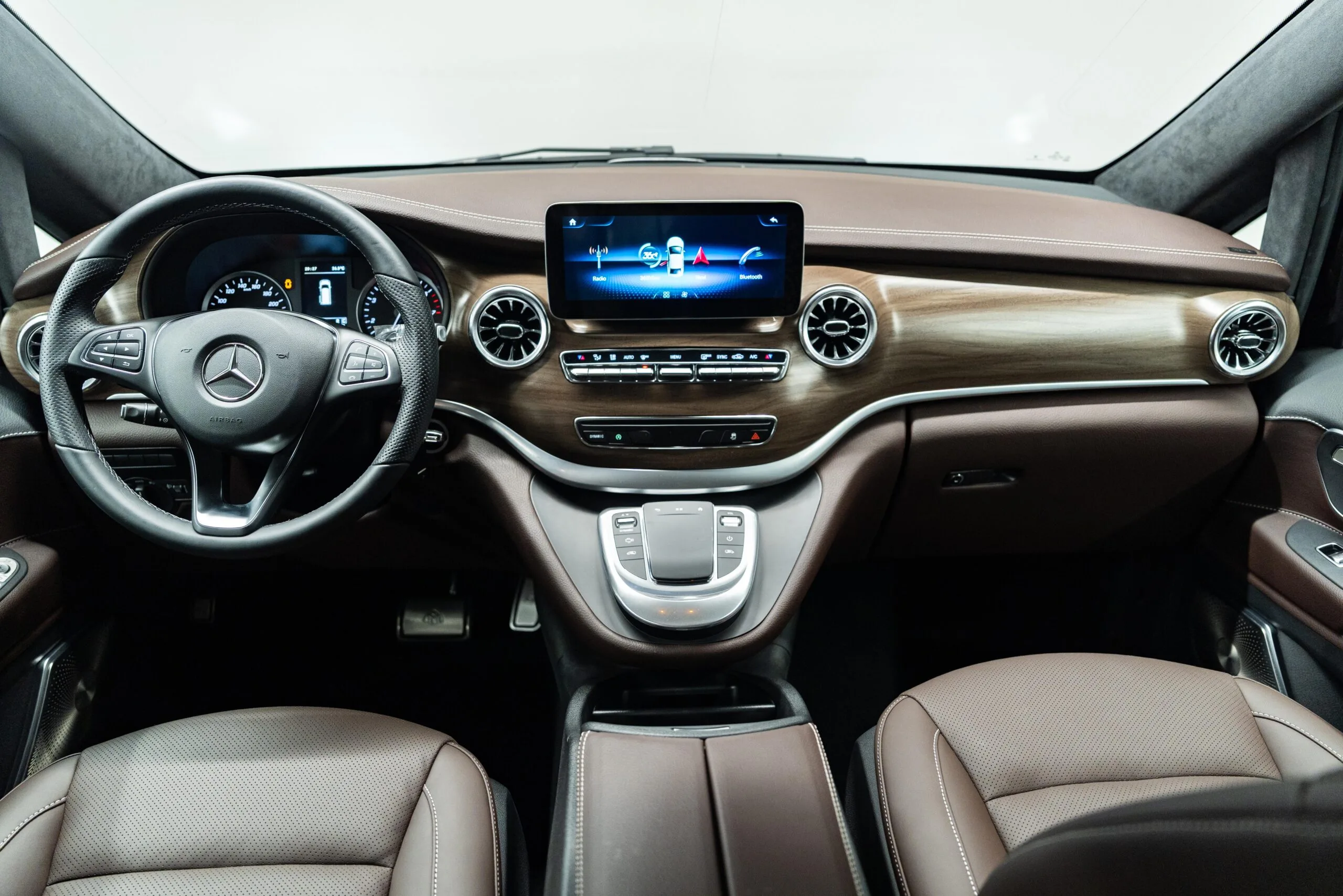 2024 Mercedes-Benz V-Class Long, 15/24