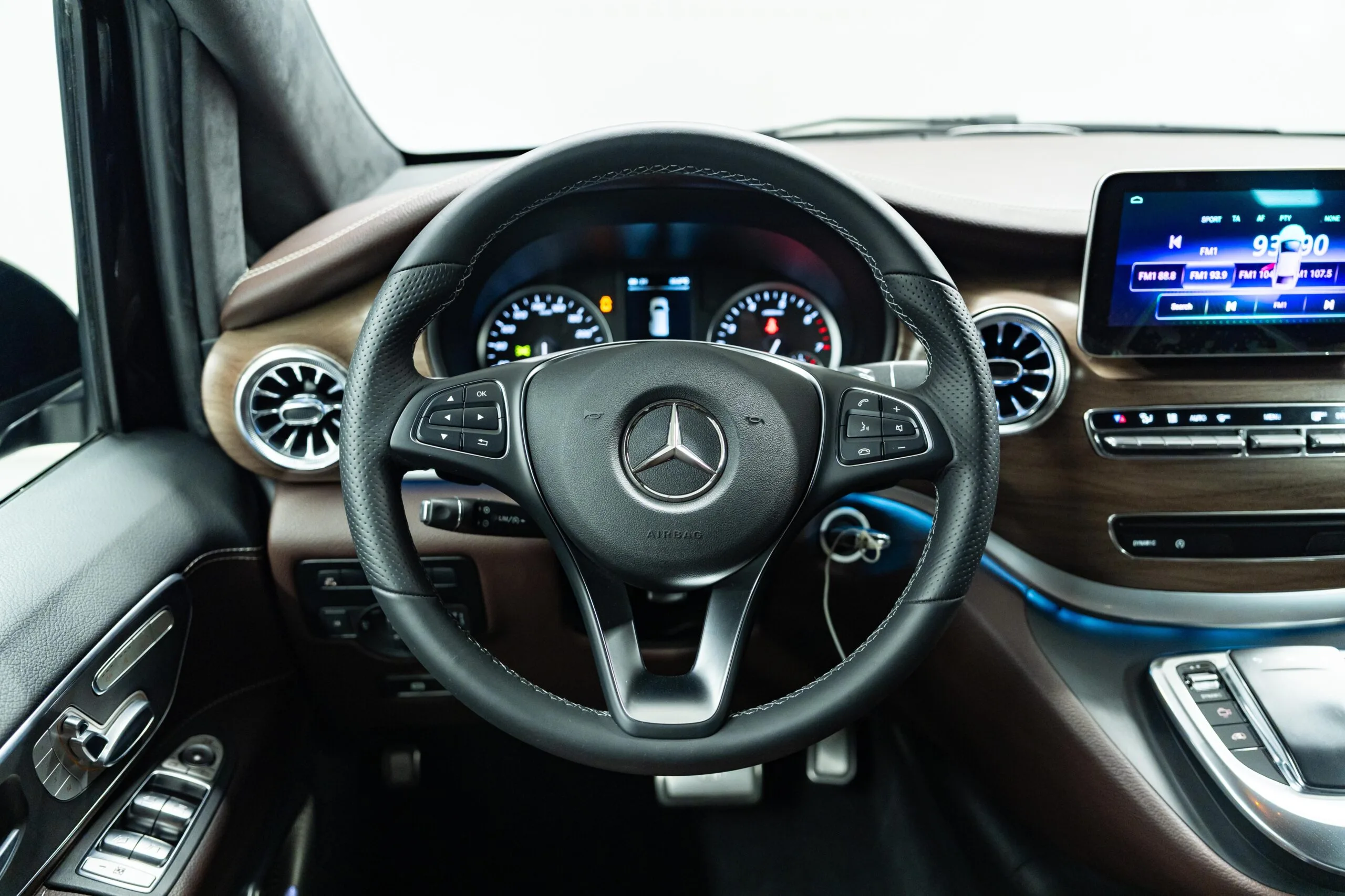 2024 Mercedes-Benz V-Class Long, 12/21