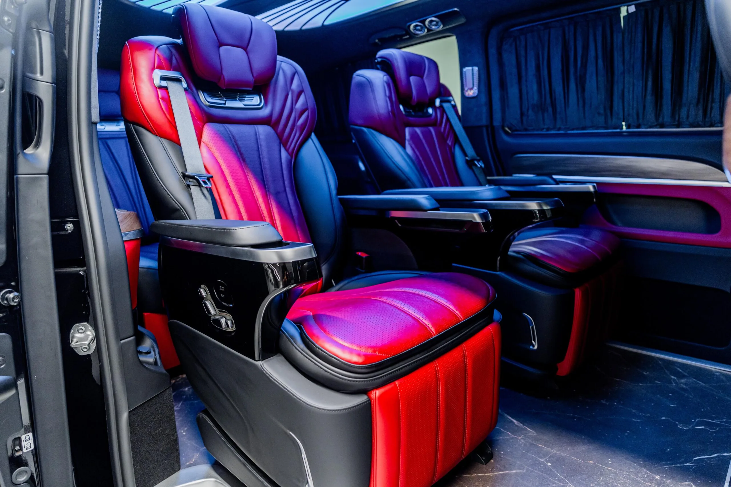 2024 Mercedes-Benz V-Class Long, 17/28