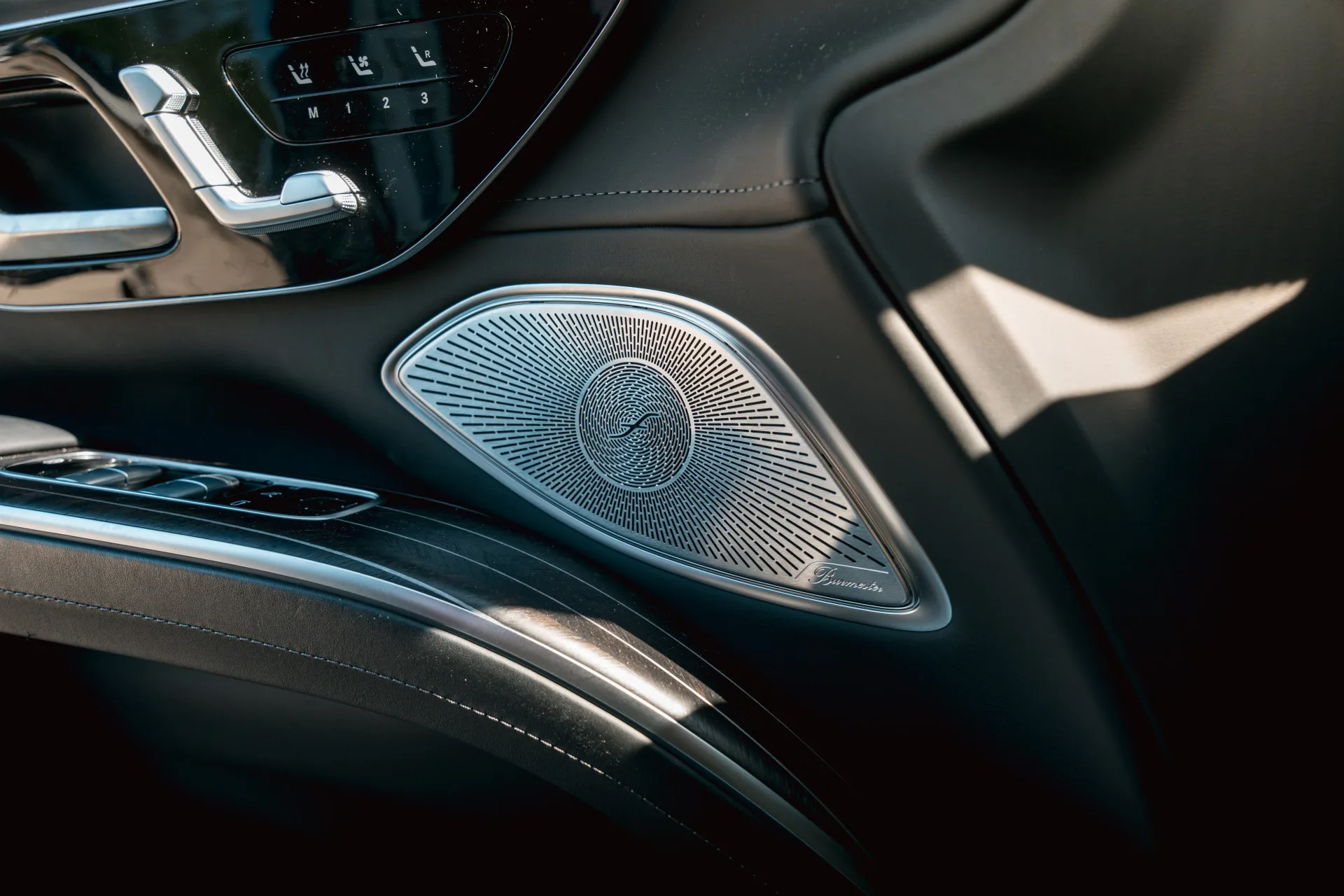 2024 Mercedes-Maybach EQS 680 SUV, 10/30