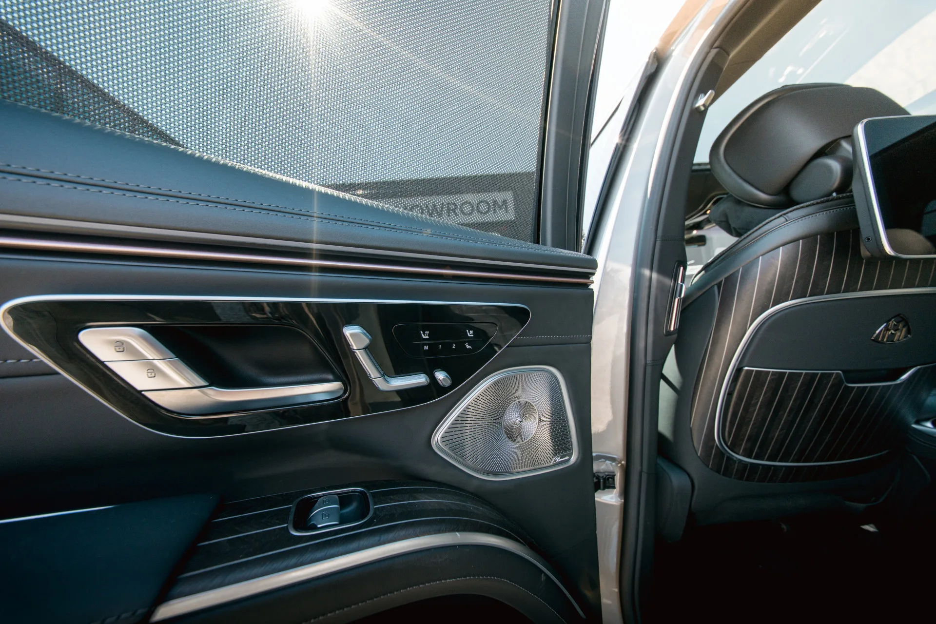 2024 Mercedes-Maybach EQS 680 SUV, 16/30