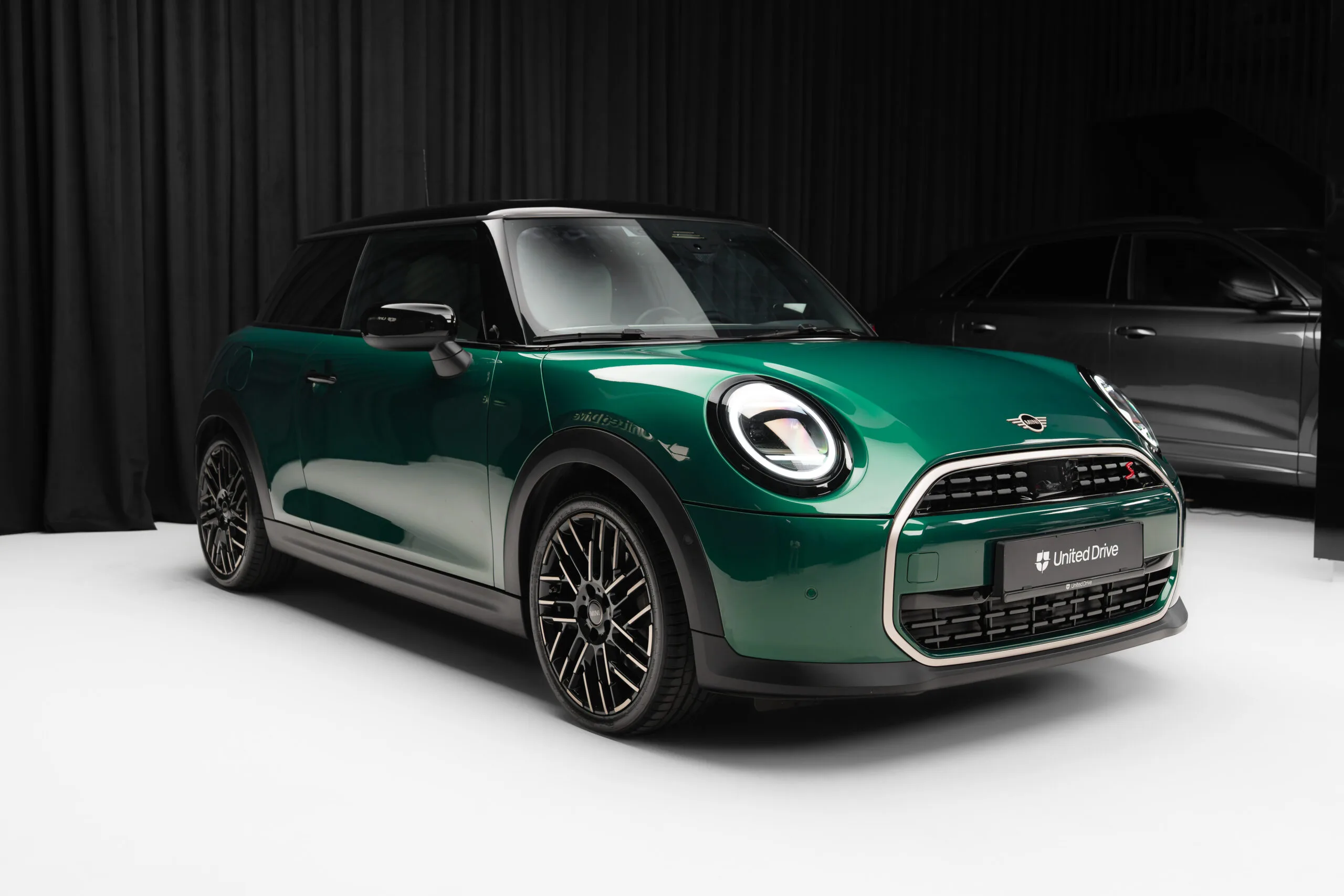2024 MINI Cooper S, 3/30