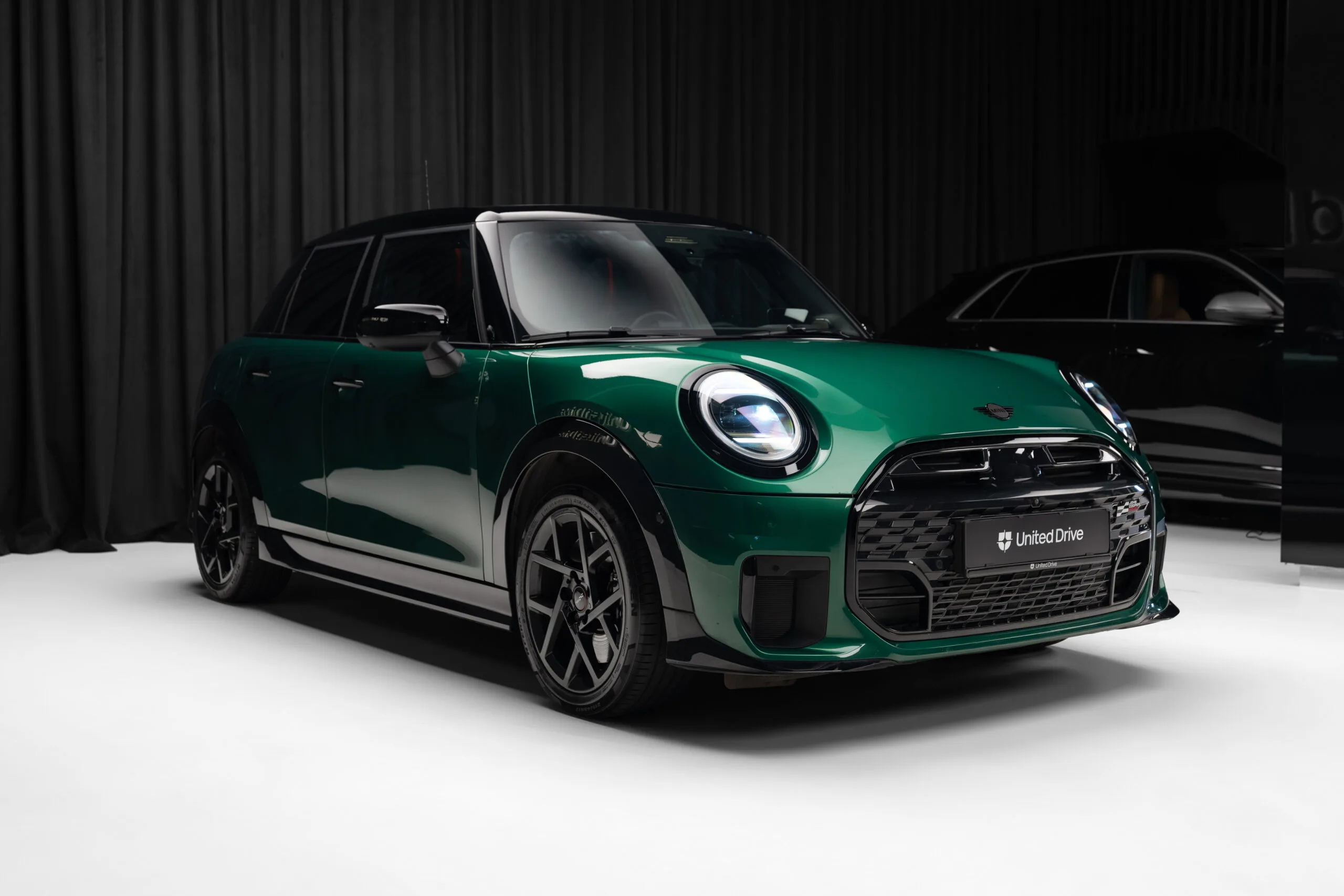 2024 MINI Cooper S, 3/30