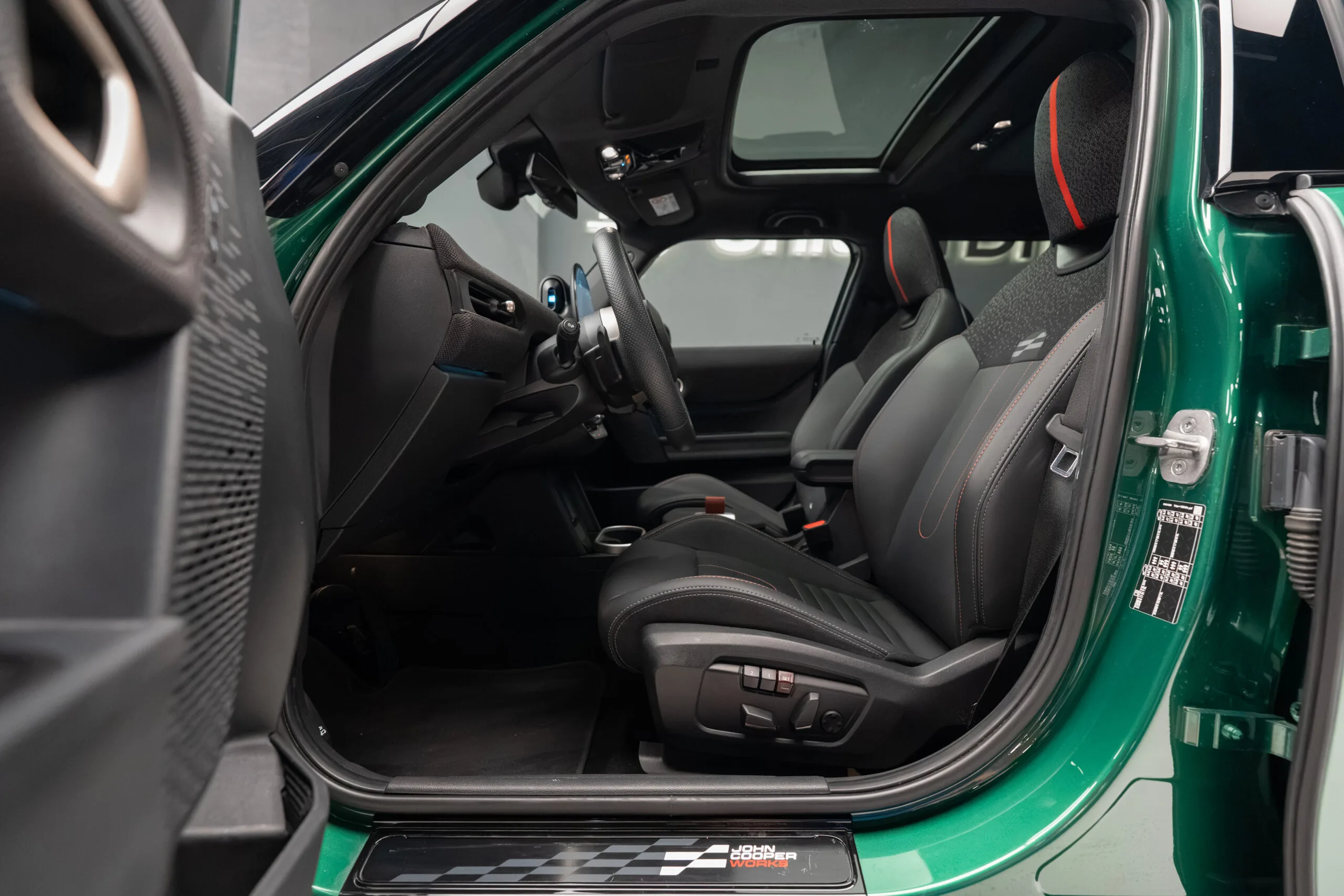 2024 MINI Cooper S, 14/30