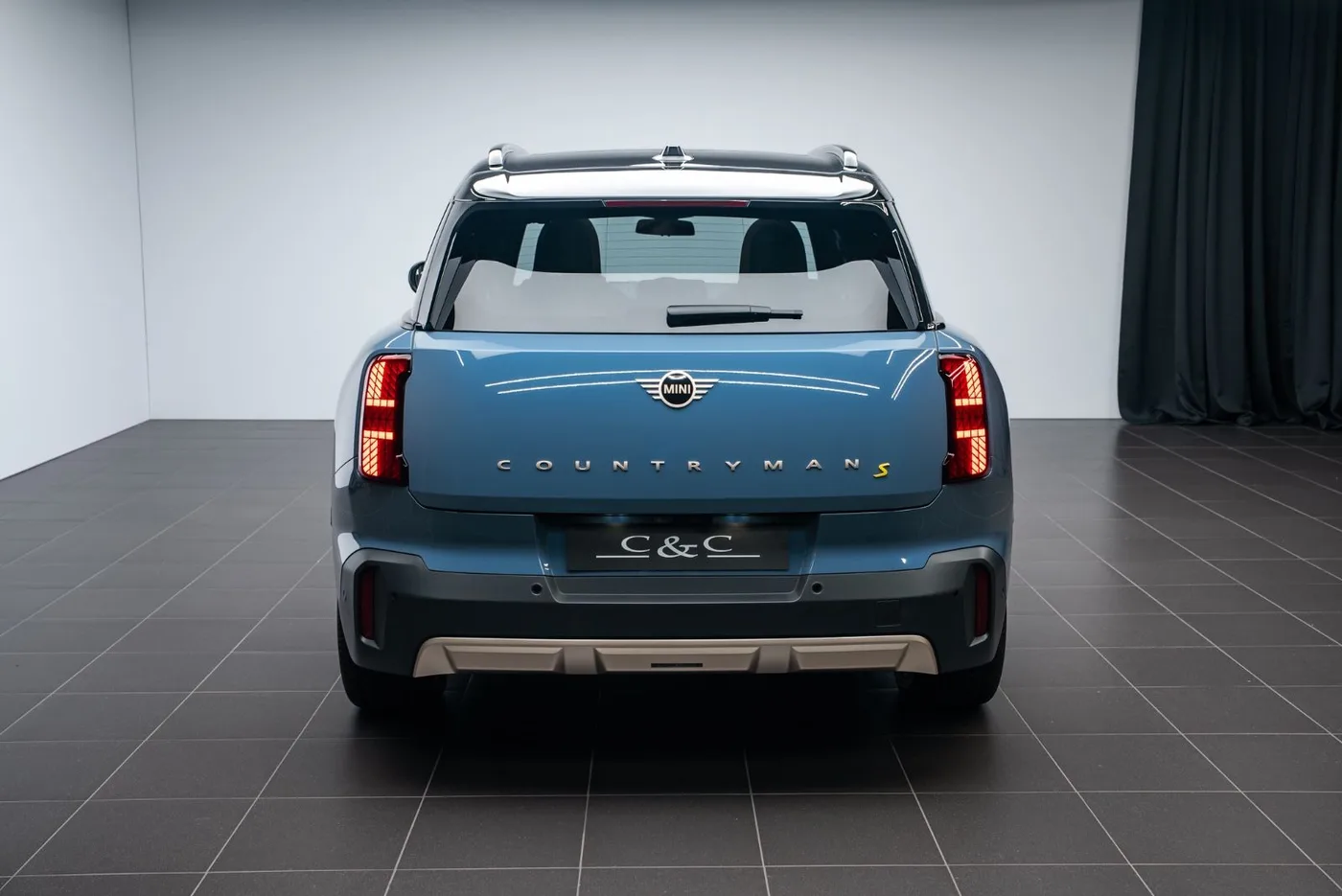 2024 MINI Countryman SE ALL4 angeboten von einem Fachhändler in Putzbrunn, Deutschland, Foto 4 von 23