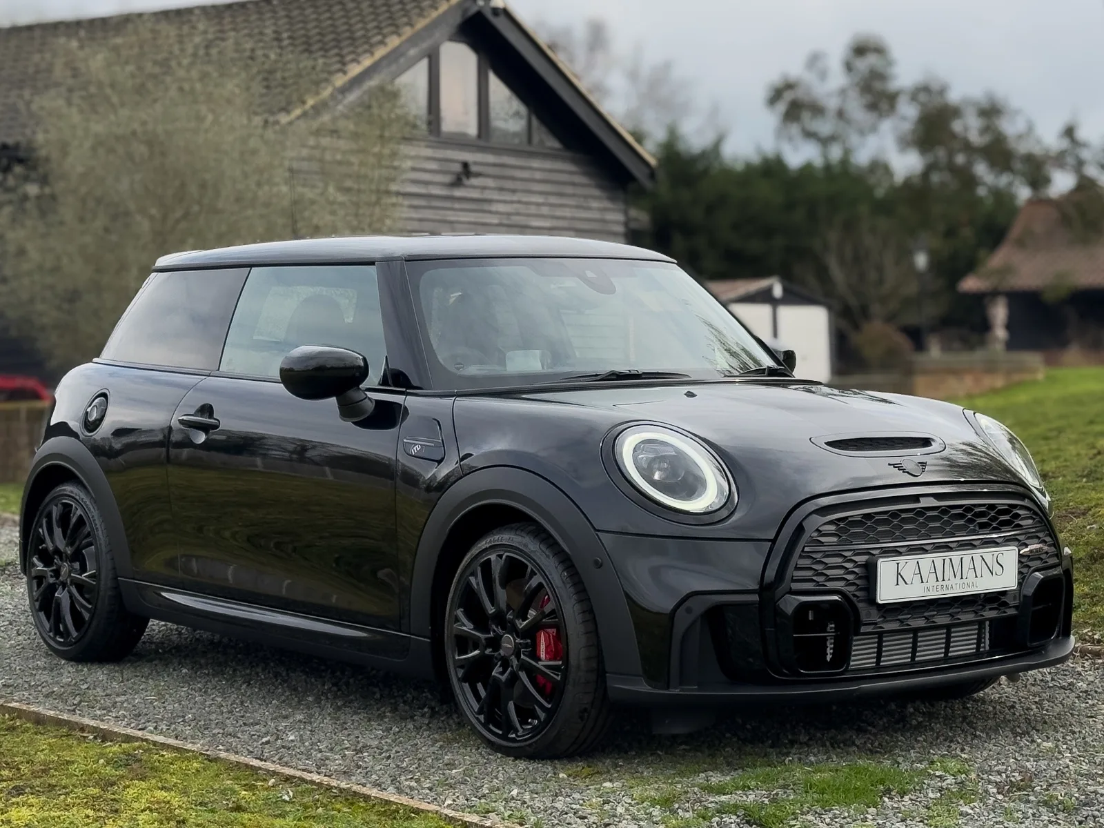 2024 MINI John Cooper Works 1to6 Edition proposée par un concessionnaire spécialisé à Tollerton, Royaume-Uni, photo principale