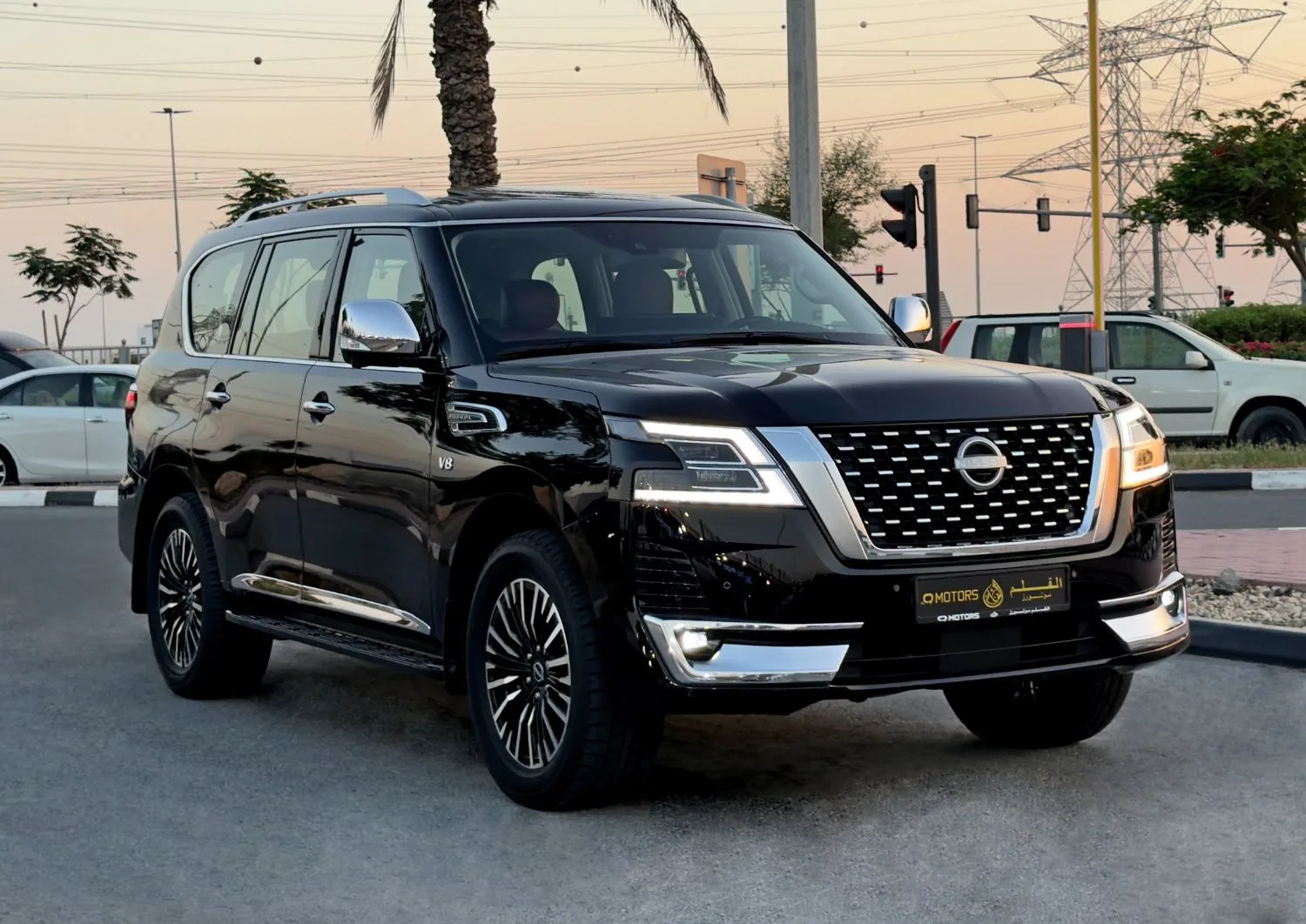 2024 Nissan Patrol Le Platinum City offered by a specialist dealer in Dubai, United Arab Emirates, photo 3 of 14