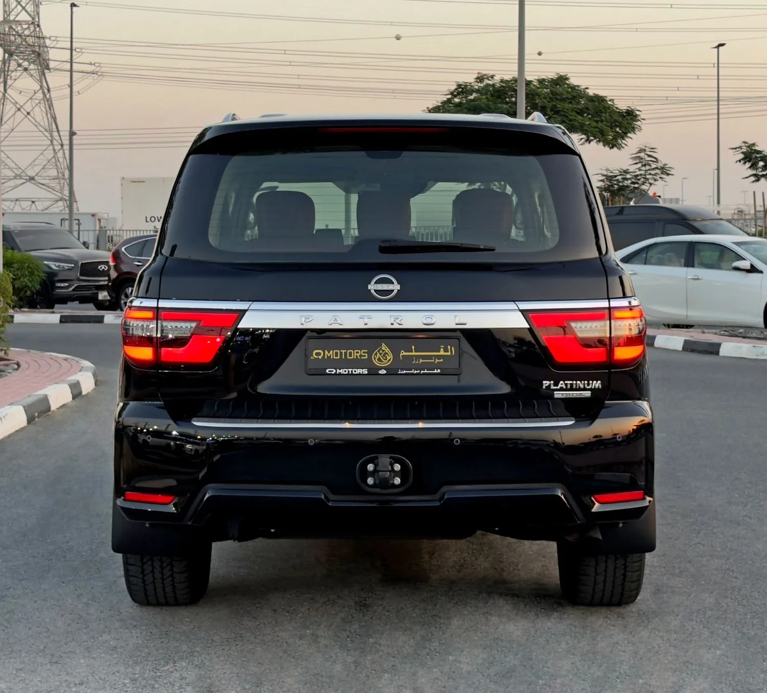 2024 Nissan Patrol Le Platinum City offered by a specialist dealer in Dubai, United Arab Emirates, photo 6 of 14