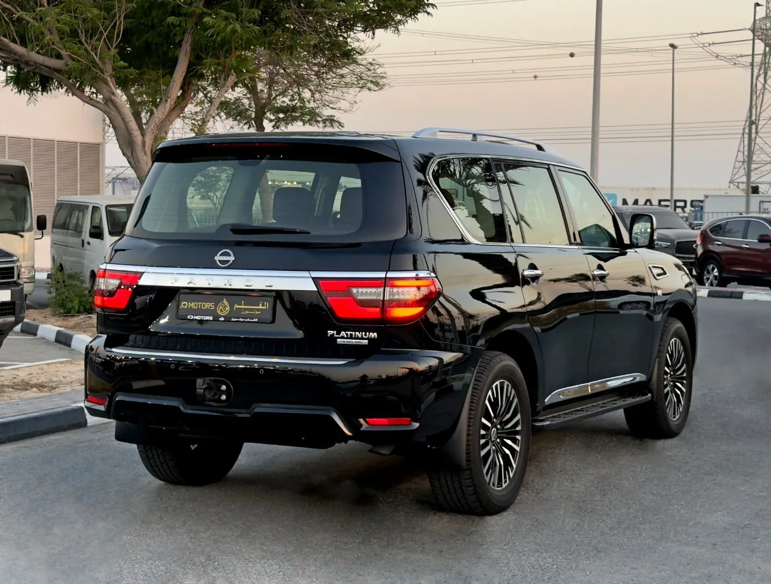 2024 Nissan Patrol Le Platinum City offered by a specialist dealer in Dubai, United Arab Emirates, photo 7 of 14