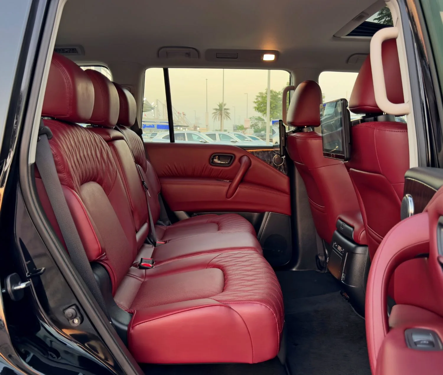 2024 Nissan Patrol Le Platinum City offered by a specialist dealer in Dubai, United Arab Emirates, photo 12 of 14