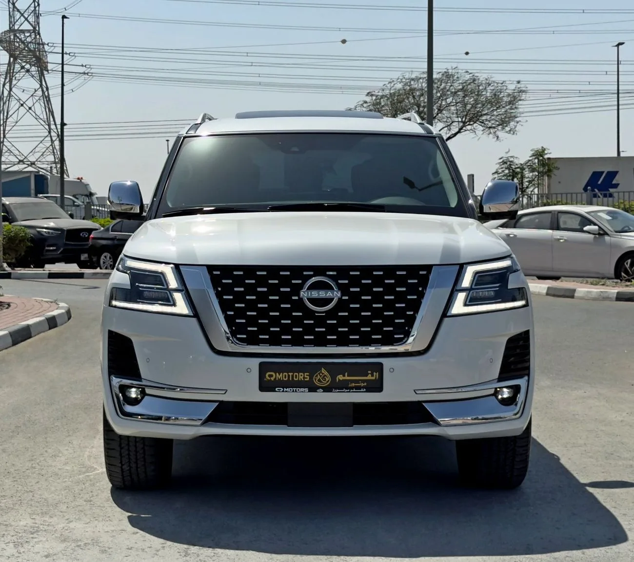 2024 Nissan Patrol Le Platinum City angeboten von einem Fachhändler in Dubai, Vereinigte Arabische Emirate, Foto 2 von 14